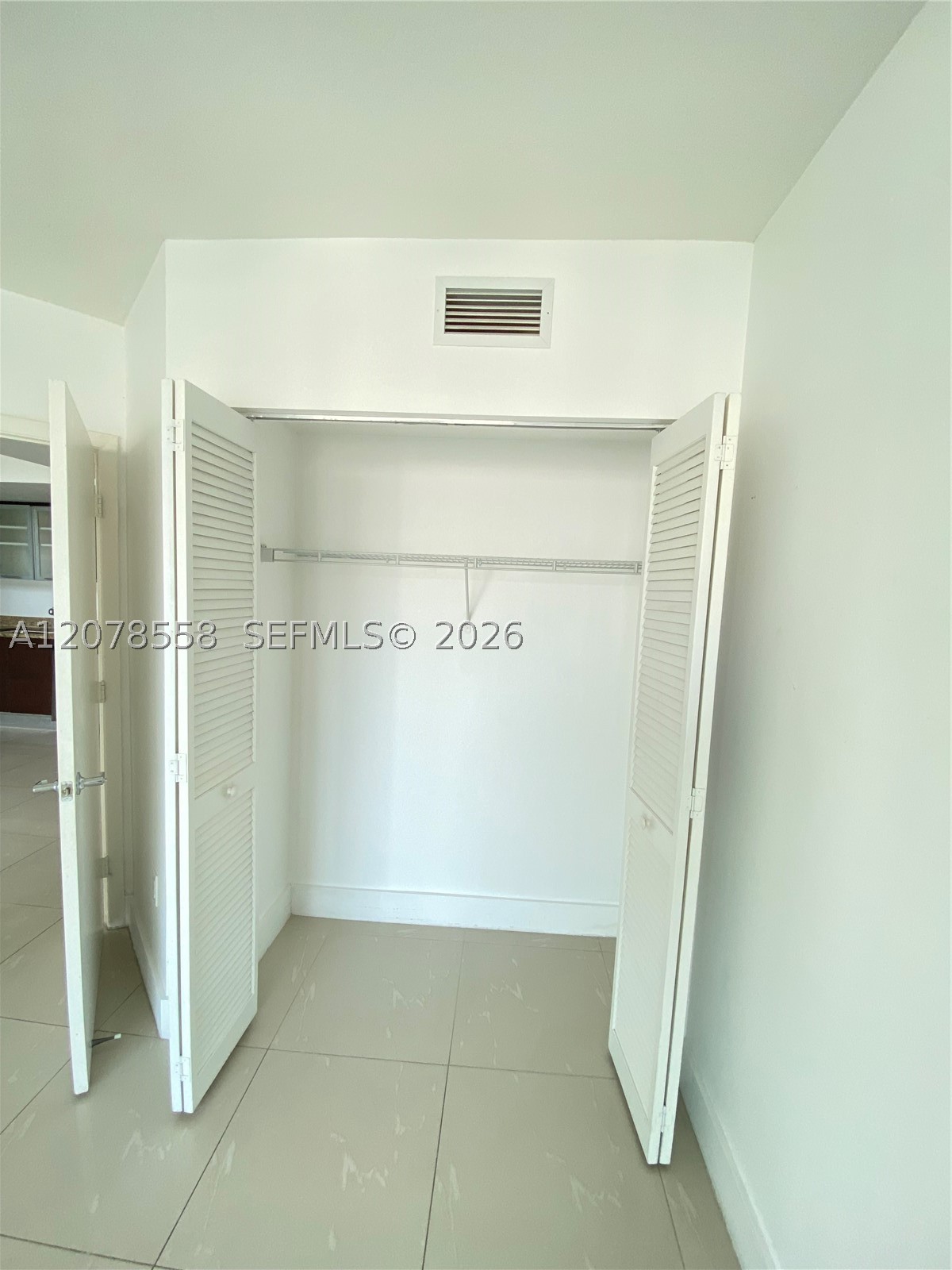 41 SE 5th St #1109, Miami FL 33131