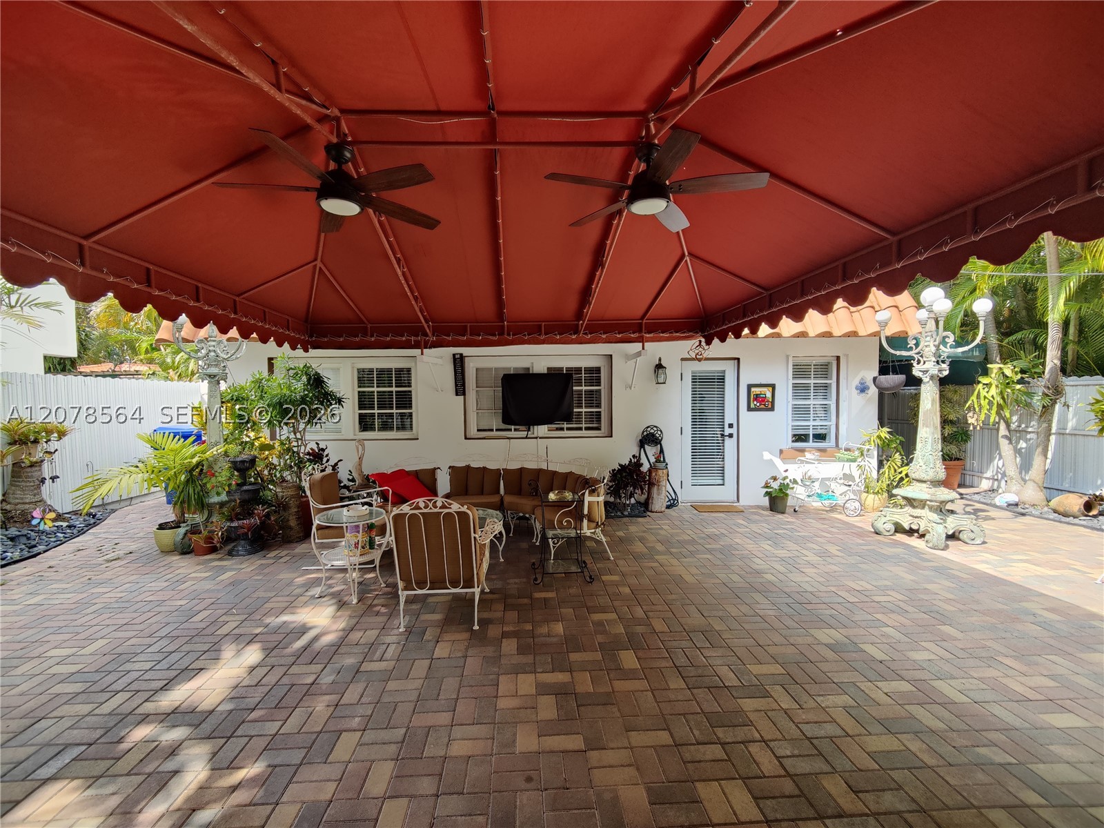 1823 S Bayshore Ln, Miami FL 33133