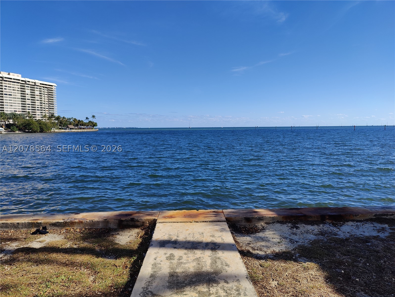 1823 S Bayshore Ln, Miami FL 33133