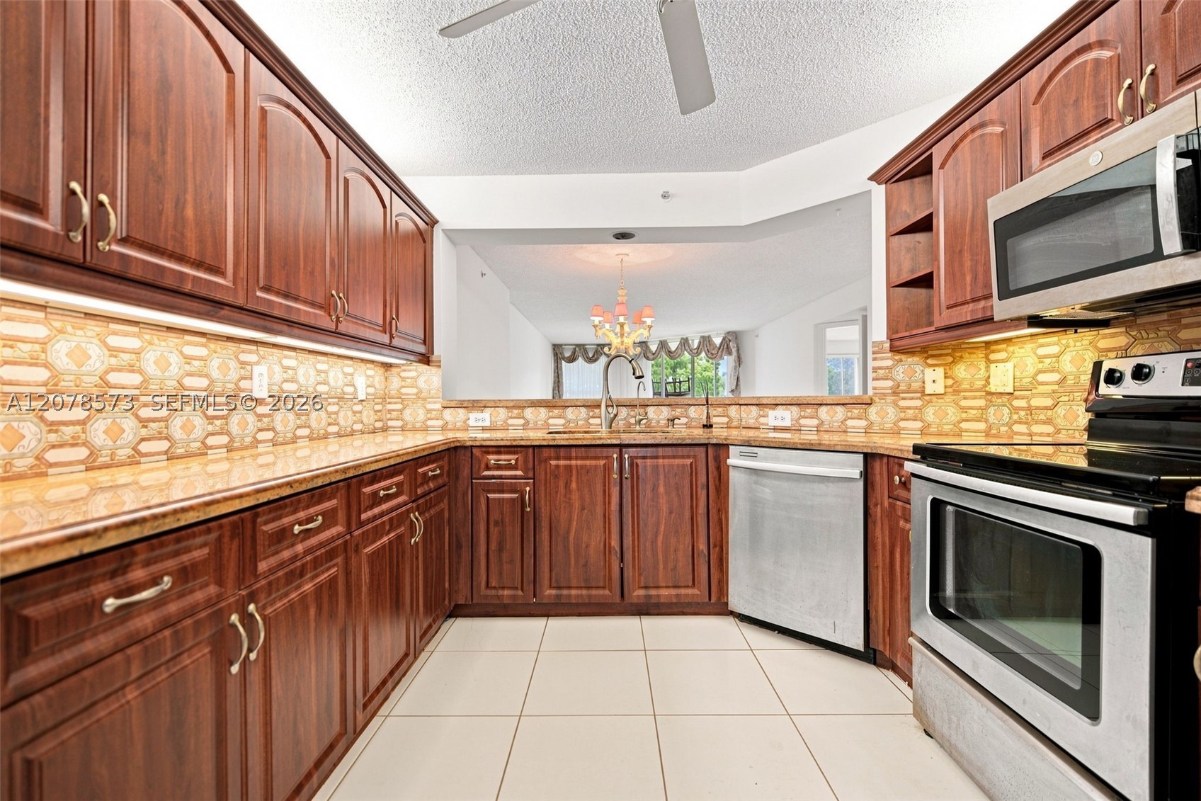 7647 Granville Dr #212, Tamarac FL 33321