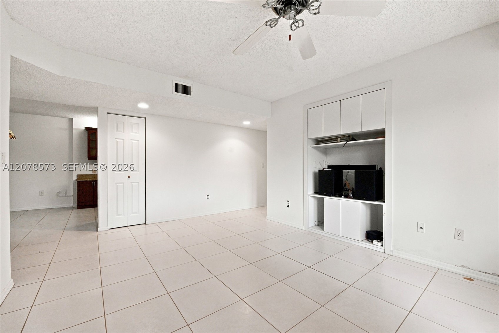 7647 Granville Dr #212, Tamarac FL 33321