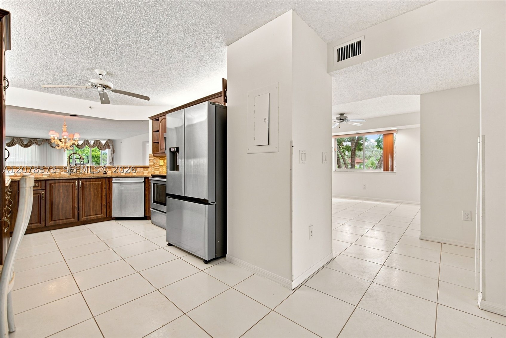 7647 Granville Dr #212, Tamarac FL 33321