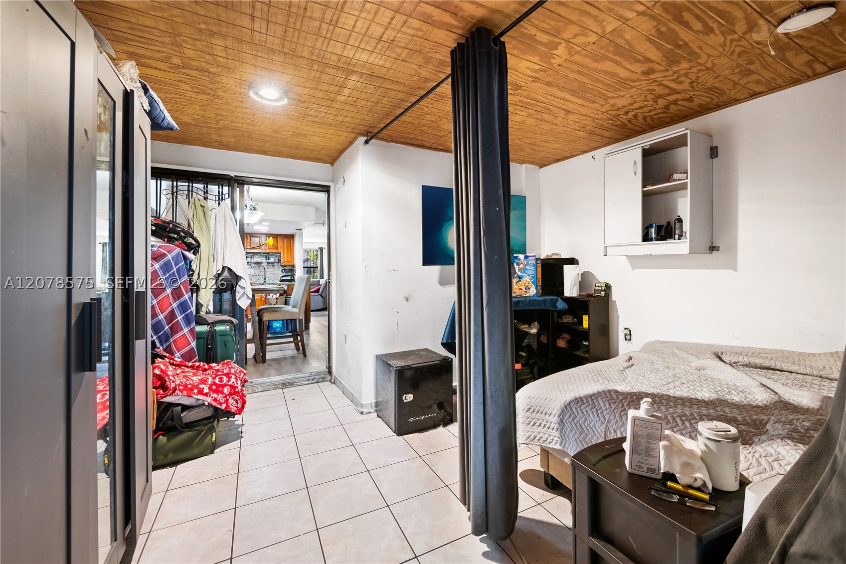2093 W 54th Ter #38, Hialeah FL 33016