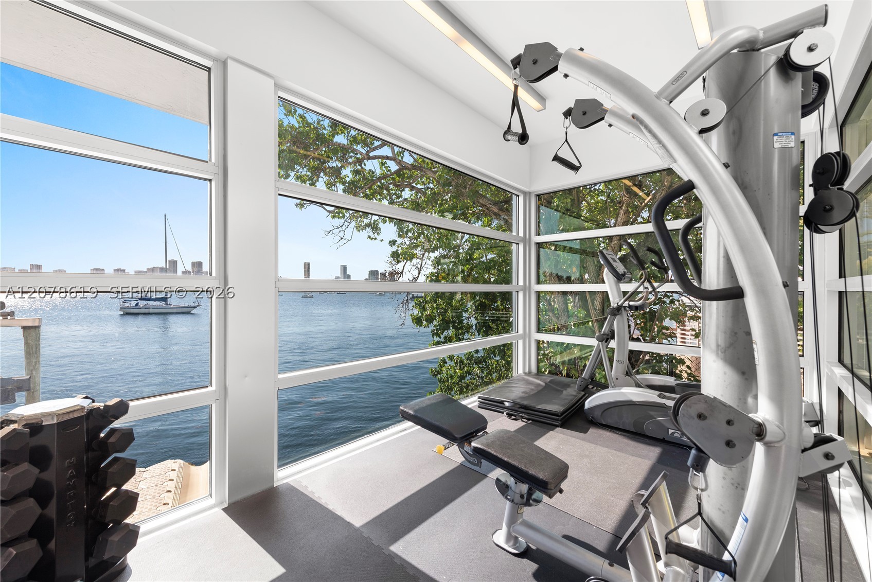 440 S Hibiscus Dr, Miami Beach FL 33139