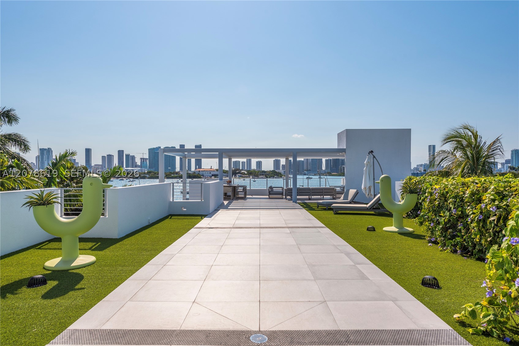 440 S Hibiscus Dr, Miami Beach FL 33139