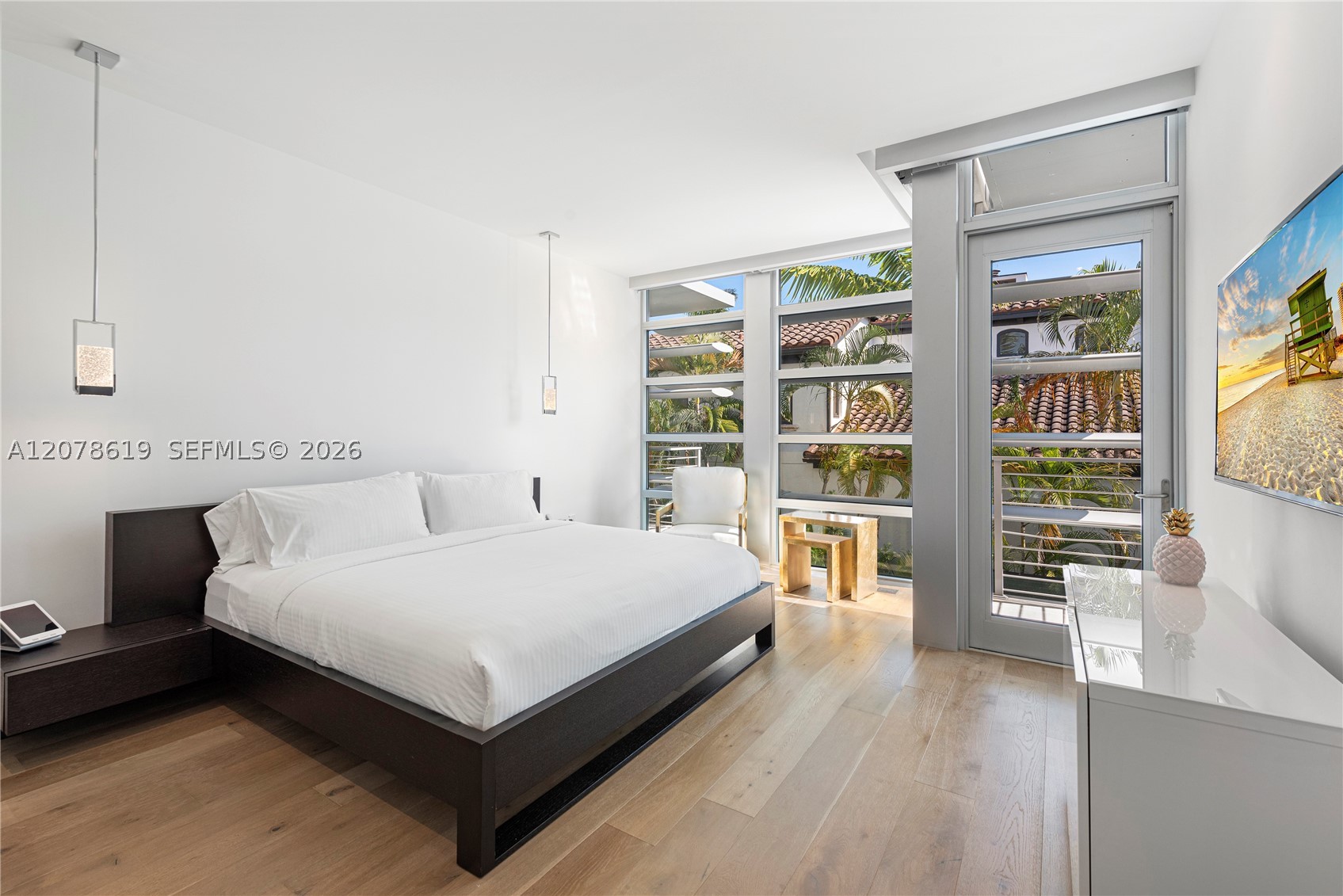 440 S Hibiscus Dr, Miami Beach FL 33139