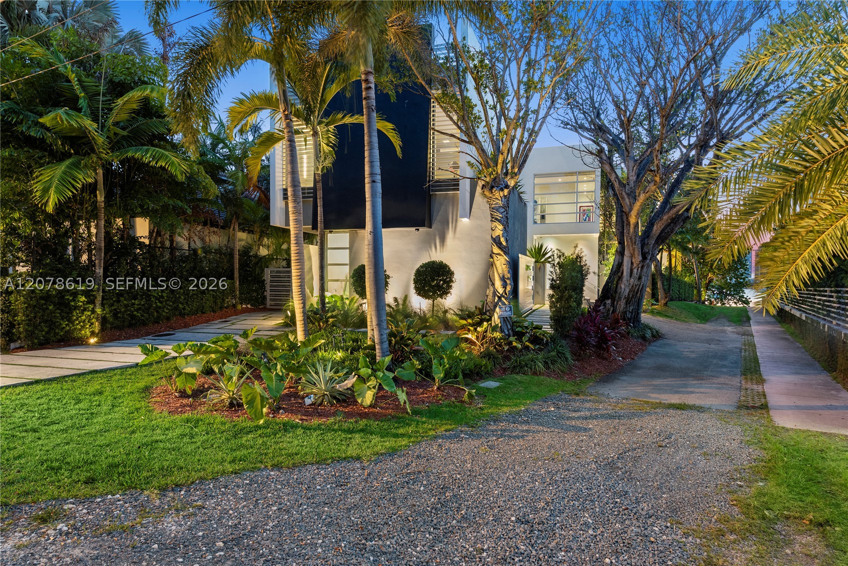 440 S Hibiscus Dr, Miami Beach FL 33139