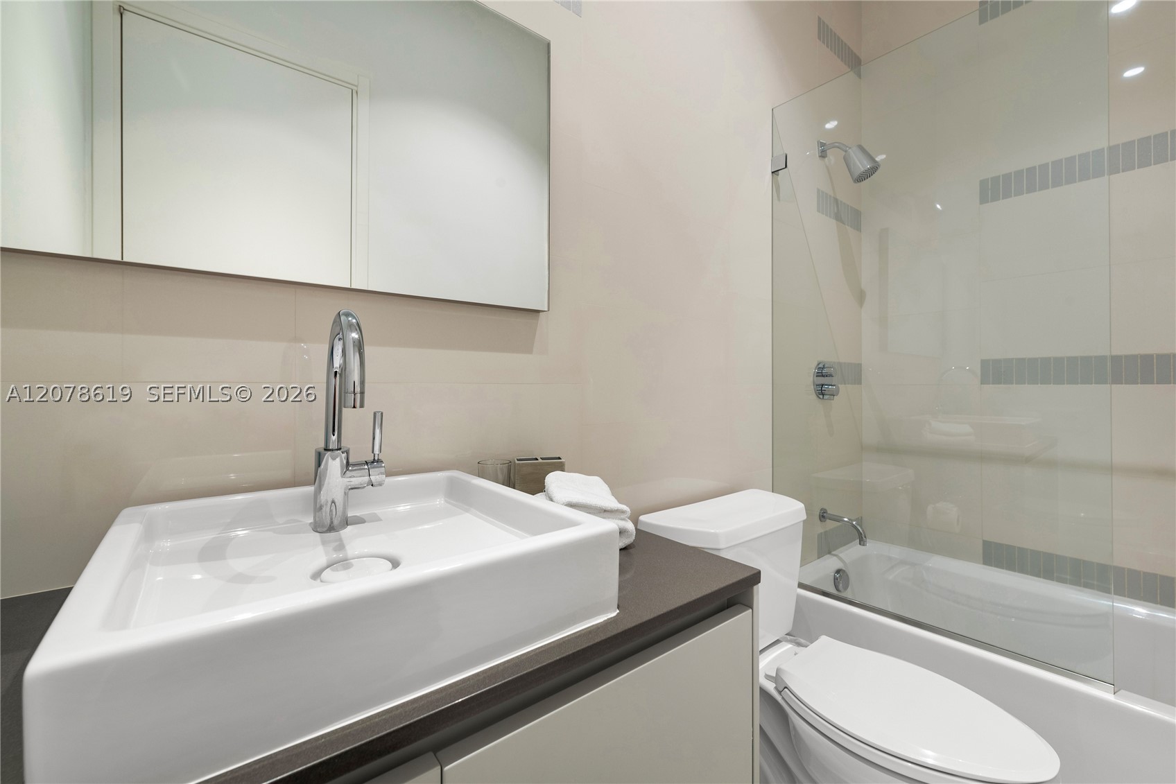 440 S Hibiscus Dr, Miami Beach FL 33139