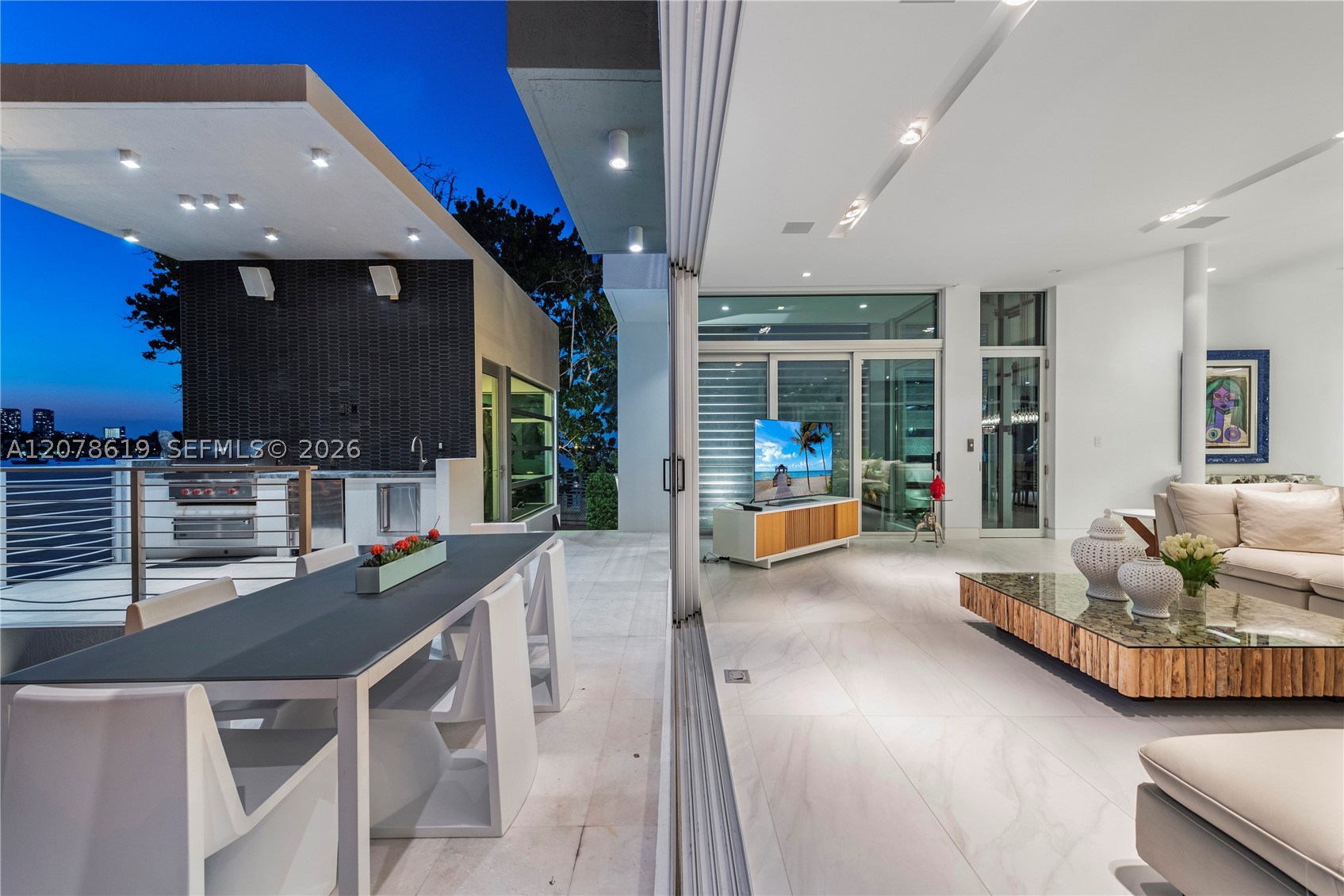 440 S Hibiscus Dr, Miami Beach FL 33139