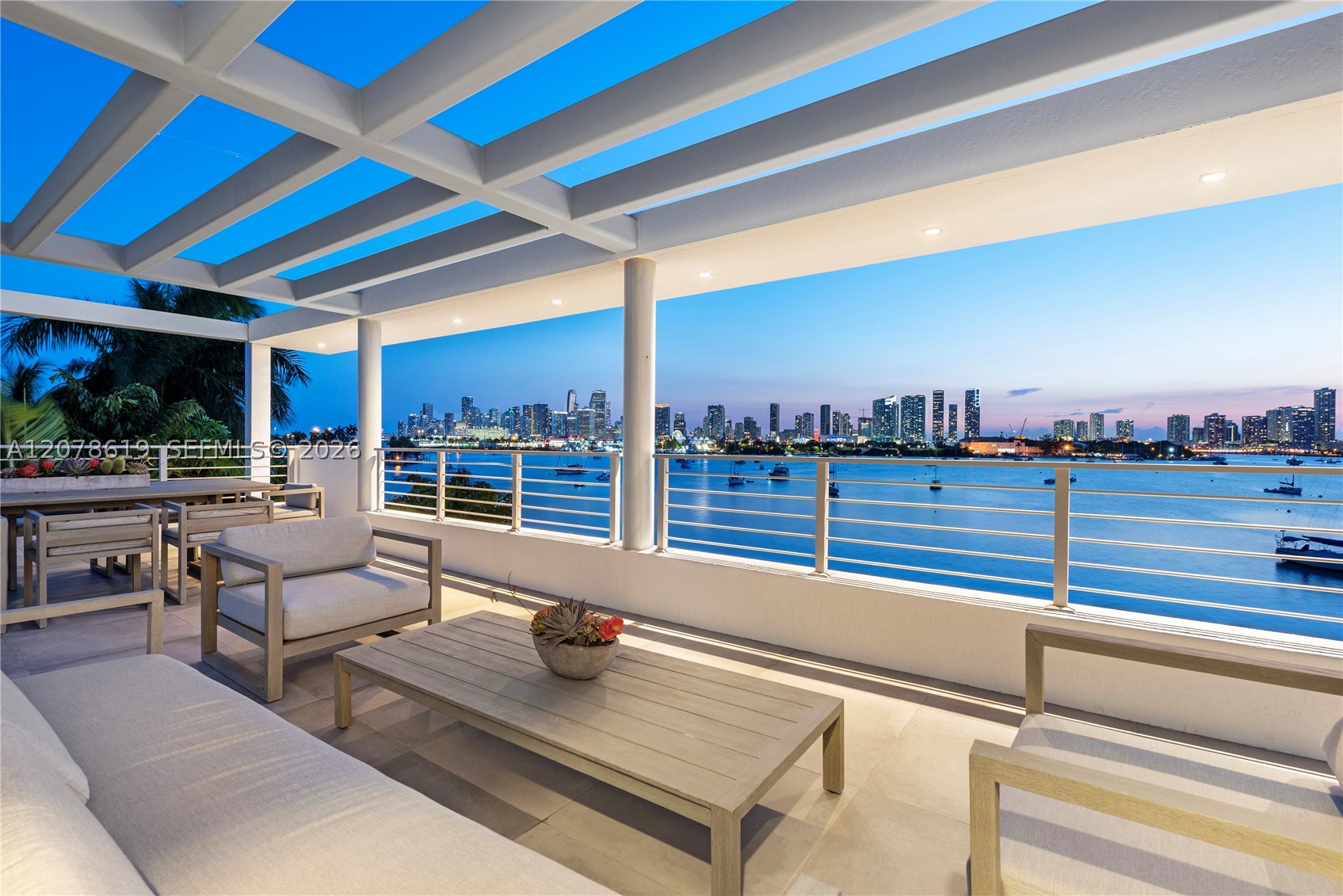 440 S Hibiscus Dr, Miami Beach FL 33139