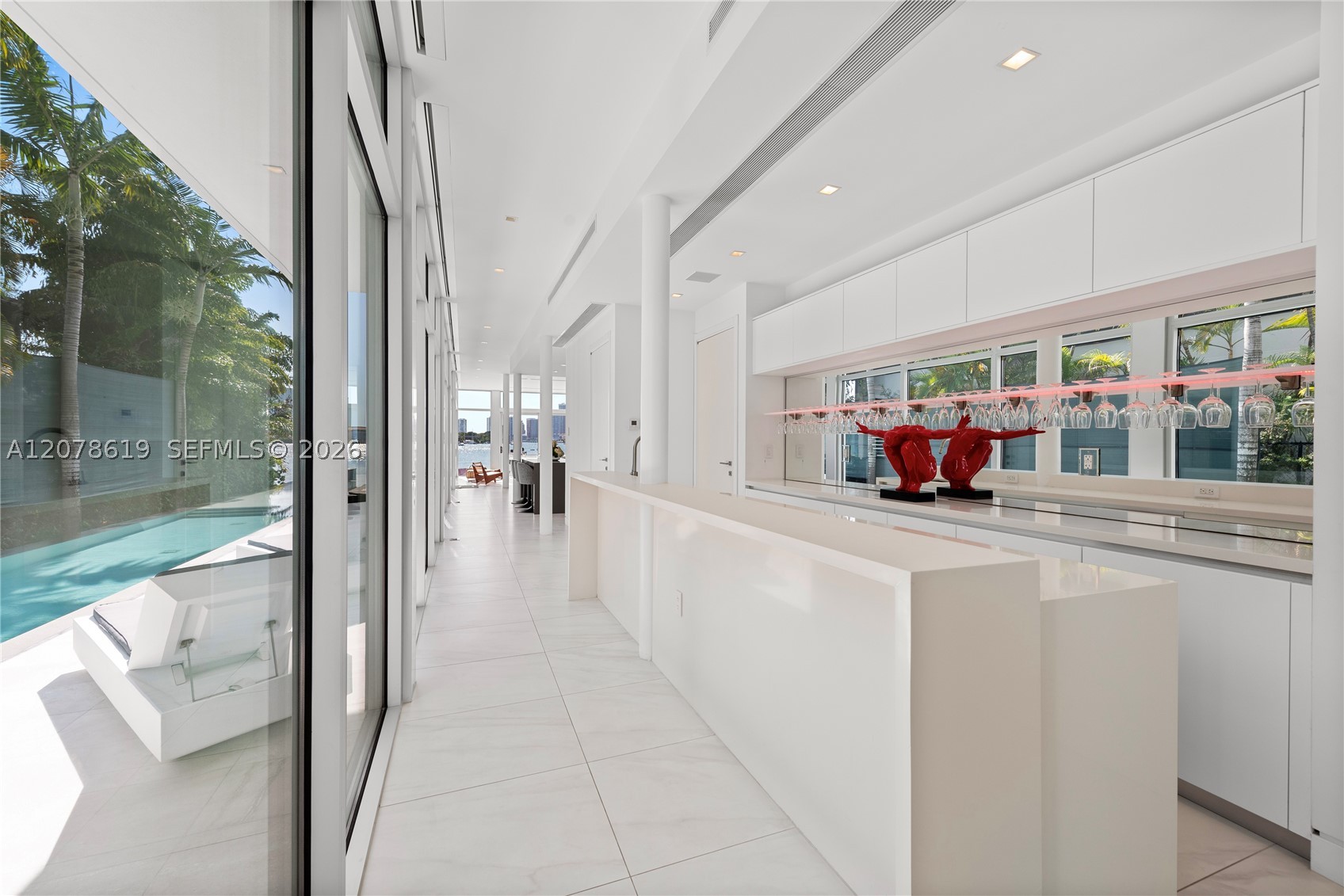 440 S Hibiscus Dr, Miami Beach FL 33139