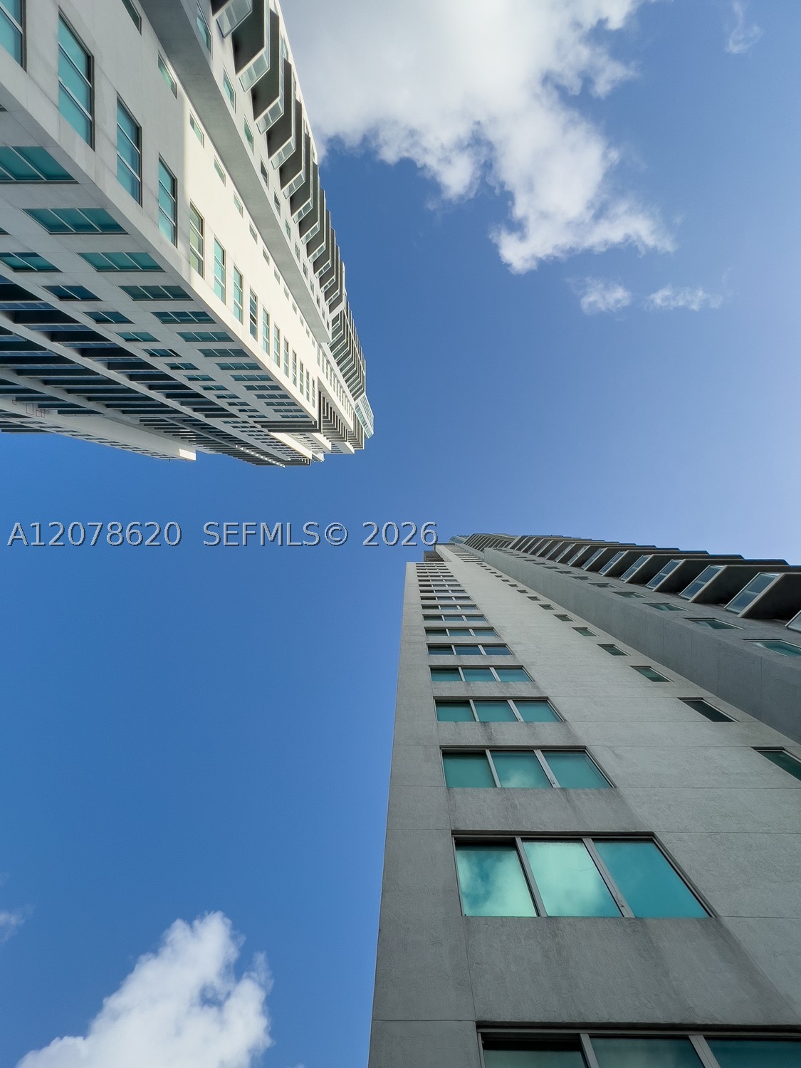 253 NE 2nd St #228, Miami FL 33132