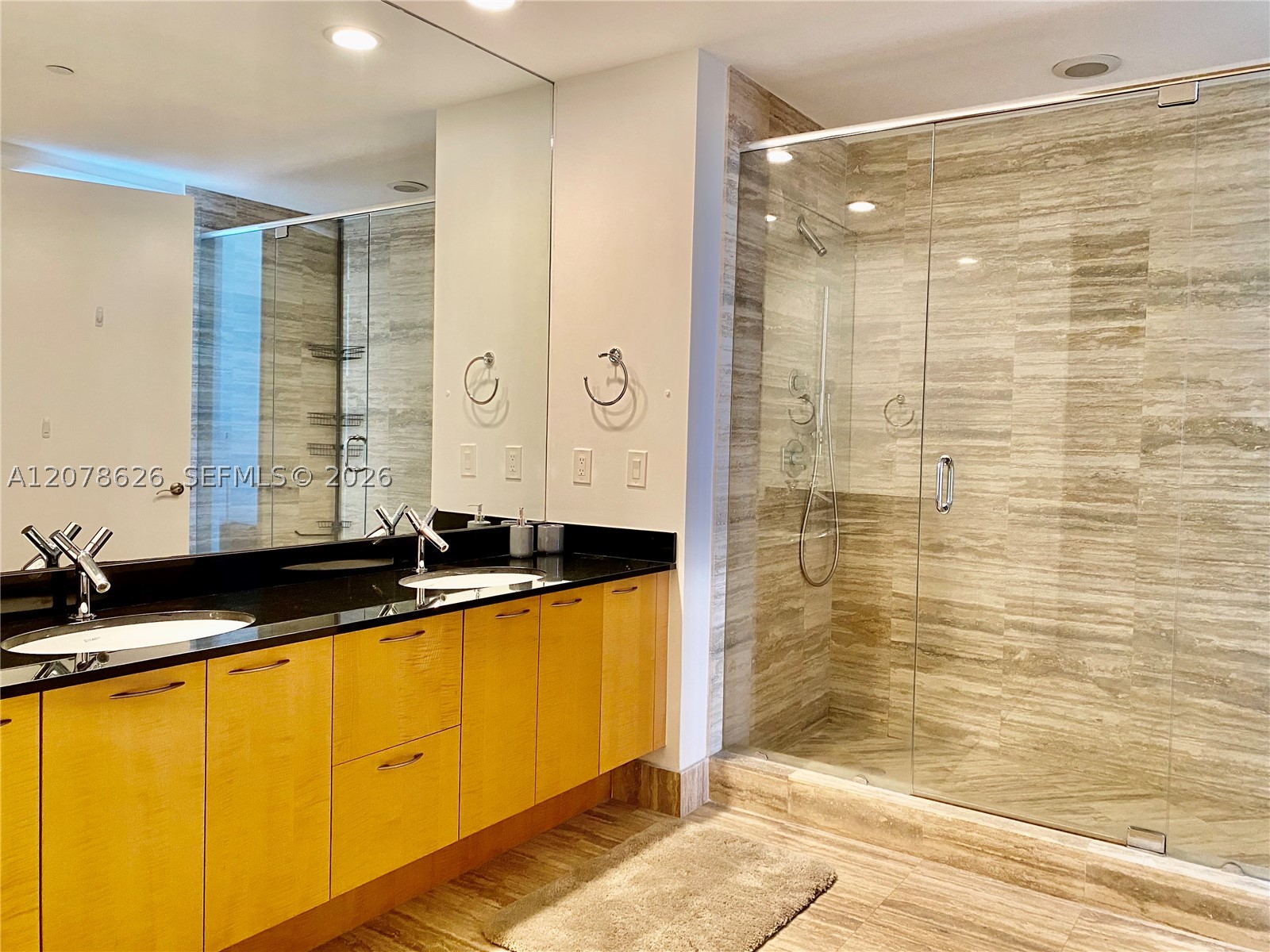 15811 Collins Ave #1605, Sunny Isles Beach FL 33160