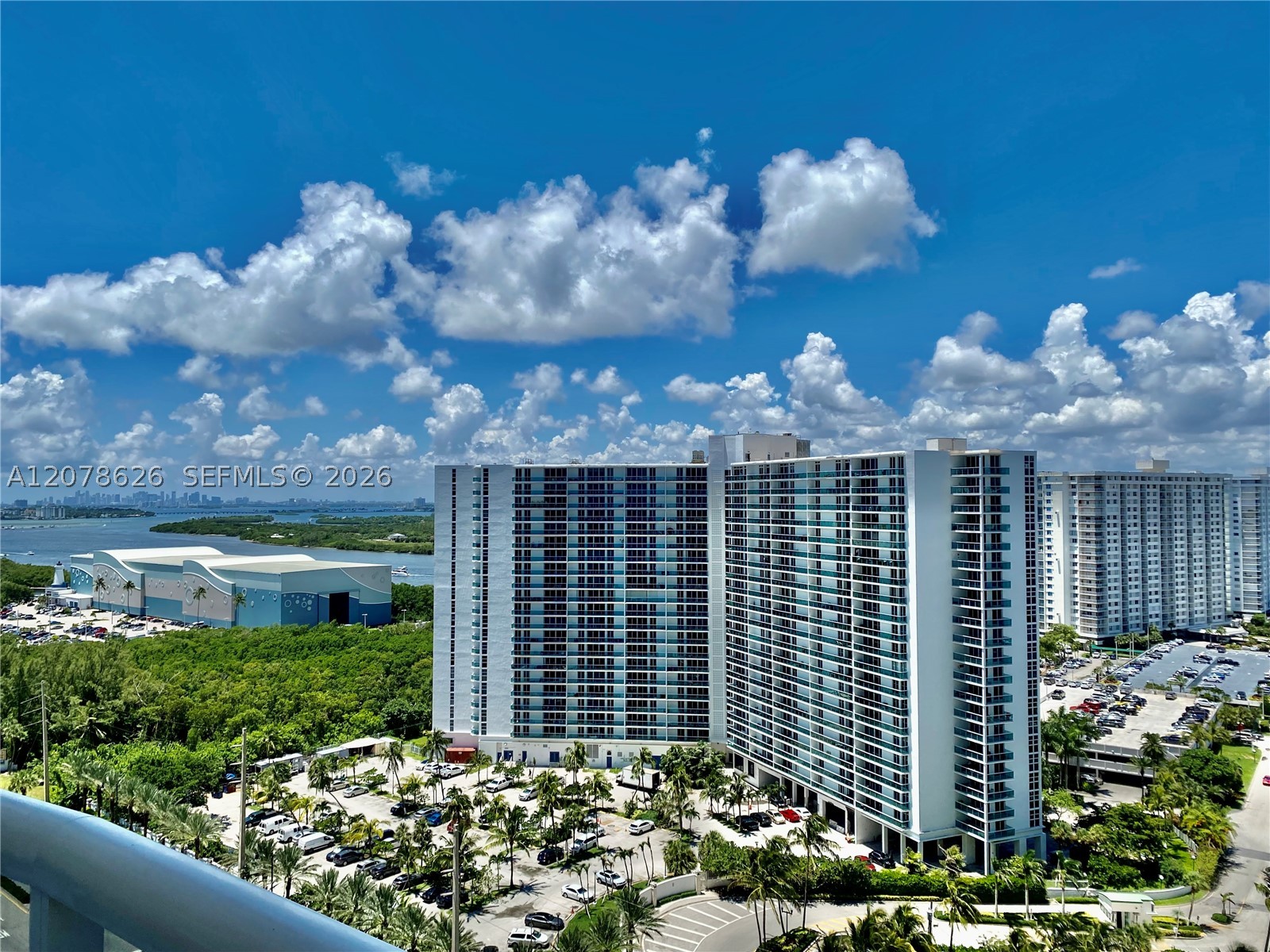 15811 Collins Ave #1605, Sunny Isles Beach FL 33160