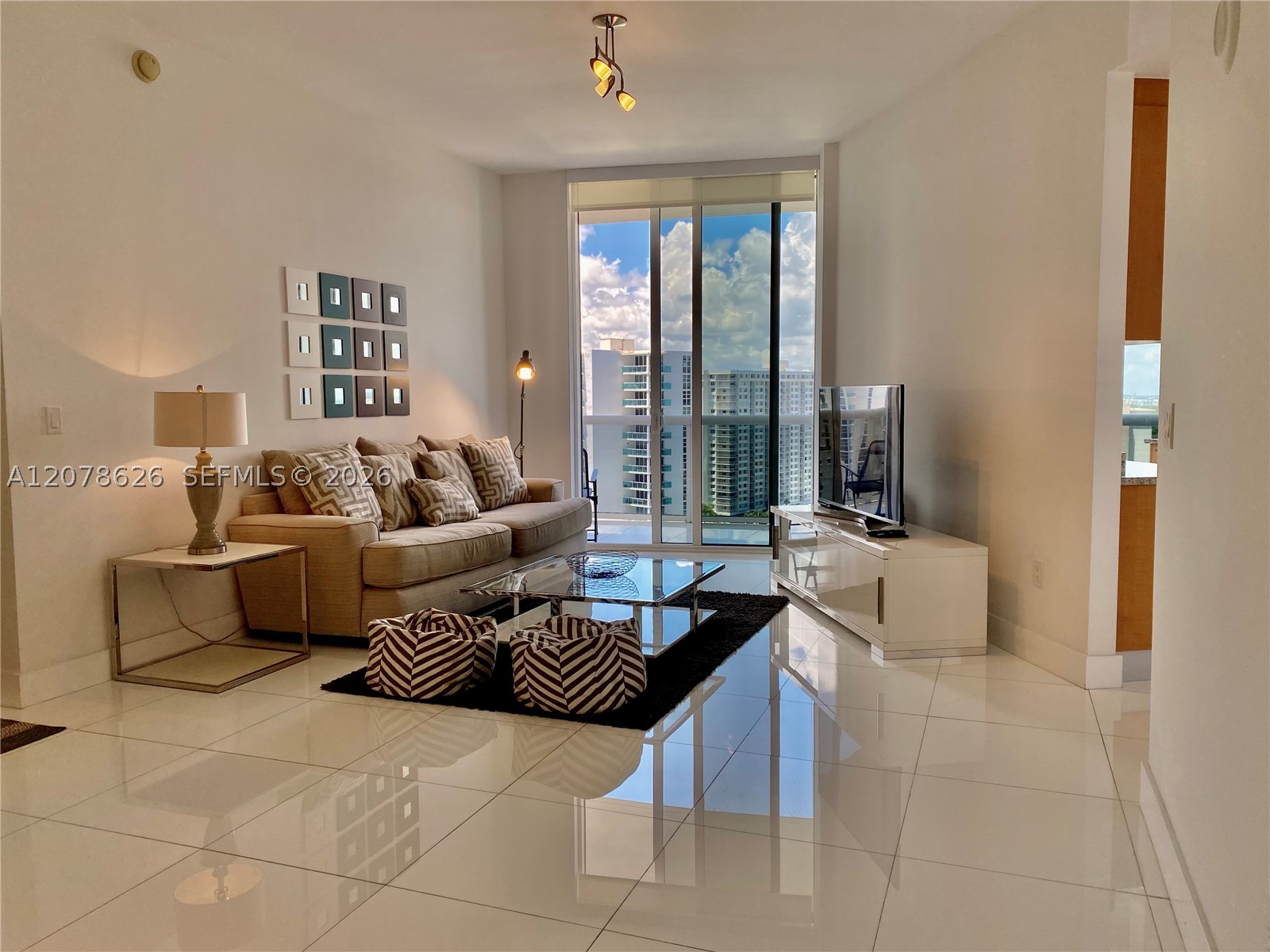 15811 Collins Ave #1605, Sunny Isles Beach FL 33160