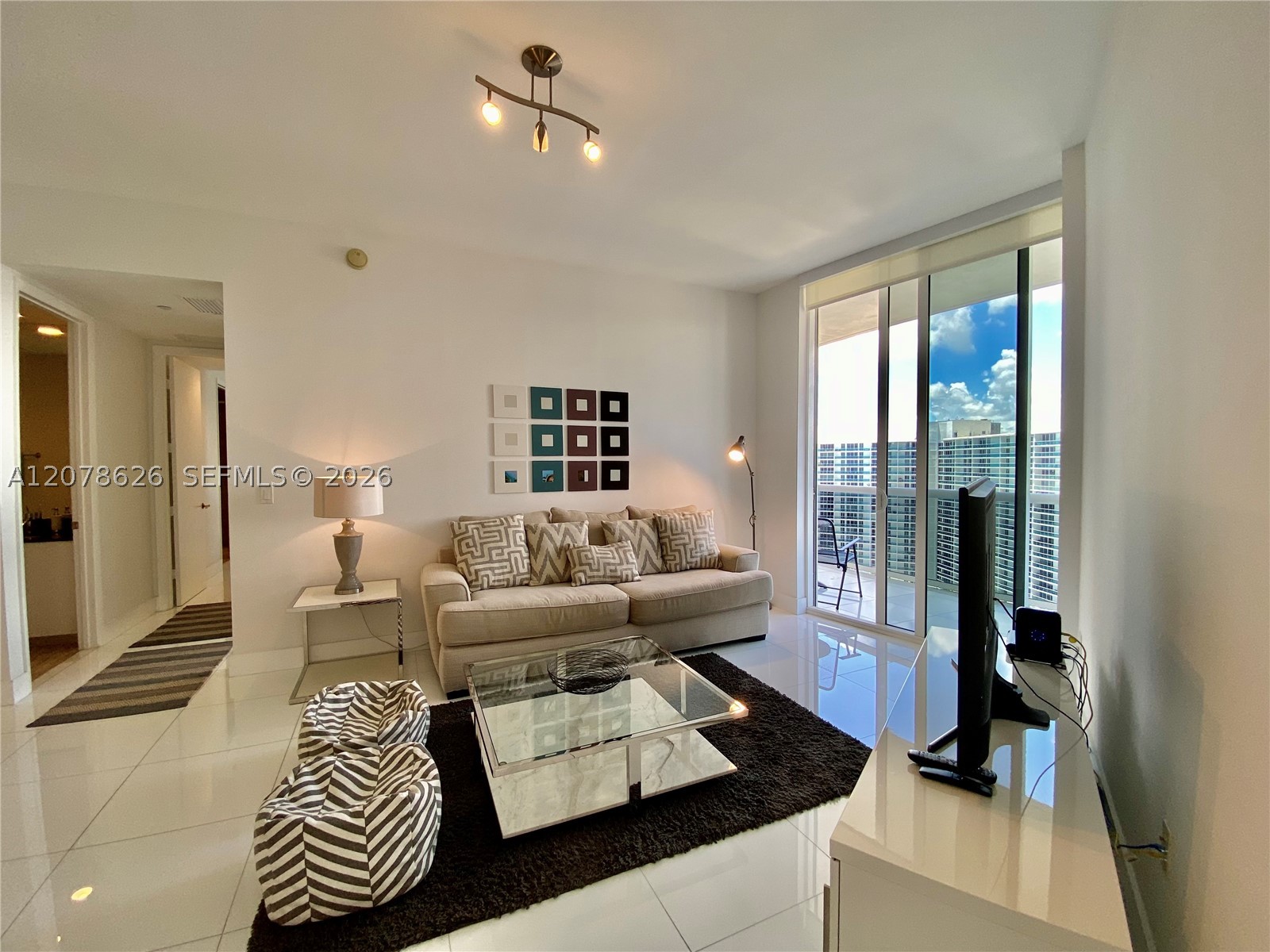 15811 Collins Ave #1605, Sunny Isles Beach FL 33160