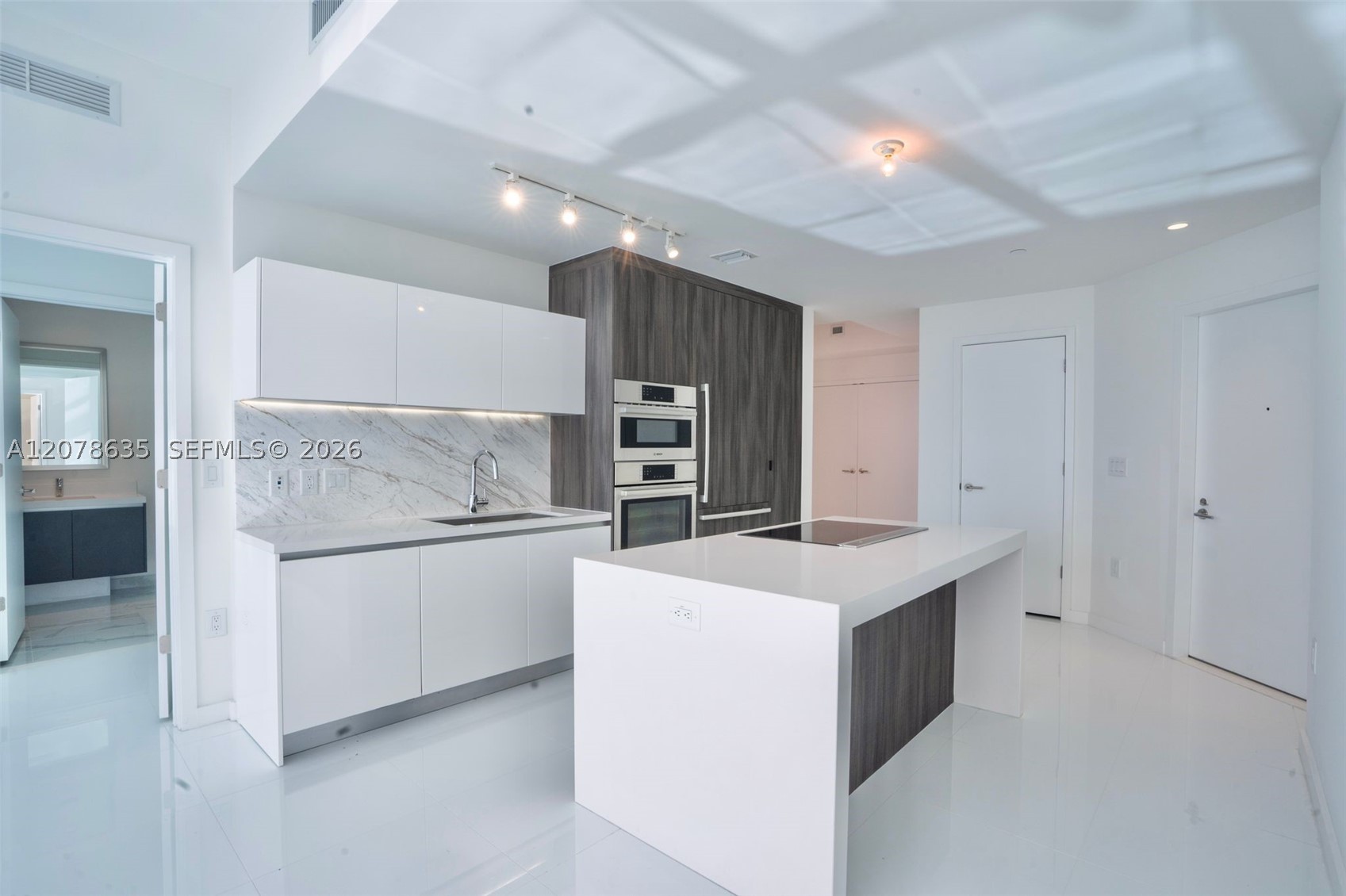 851 NE 1st Ave #3007, Miami FL 33132