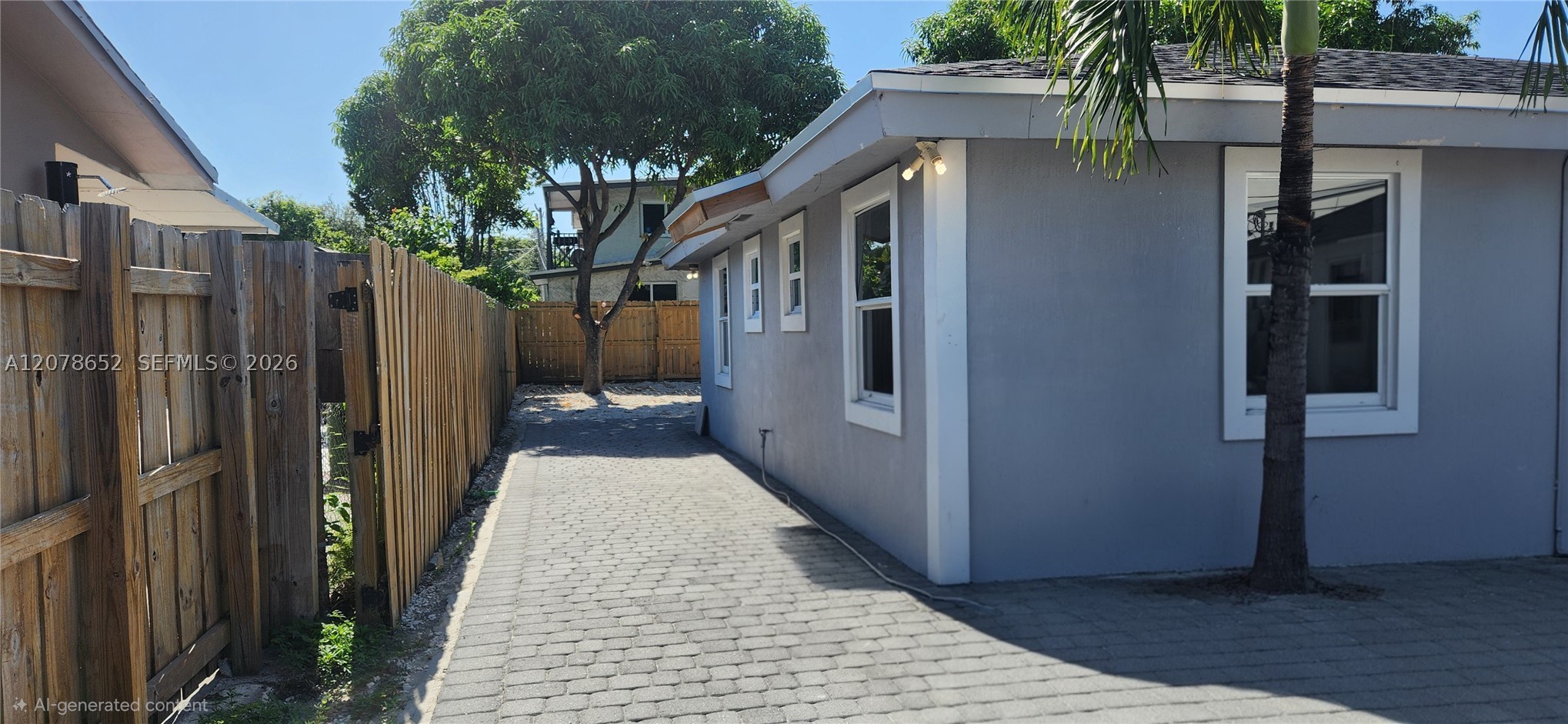 150 NW 17th Ct, Miami FL 33125