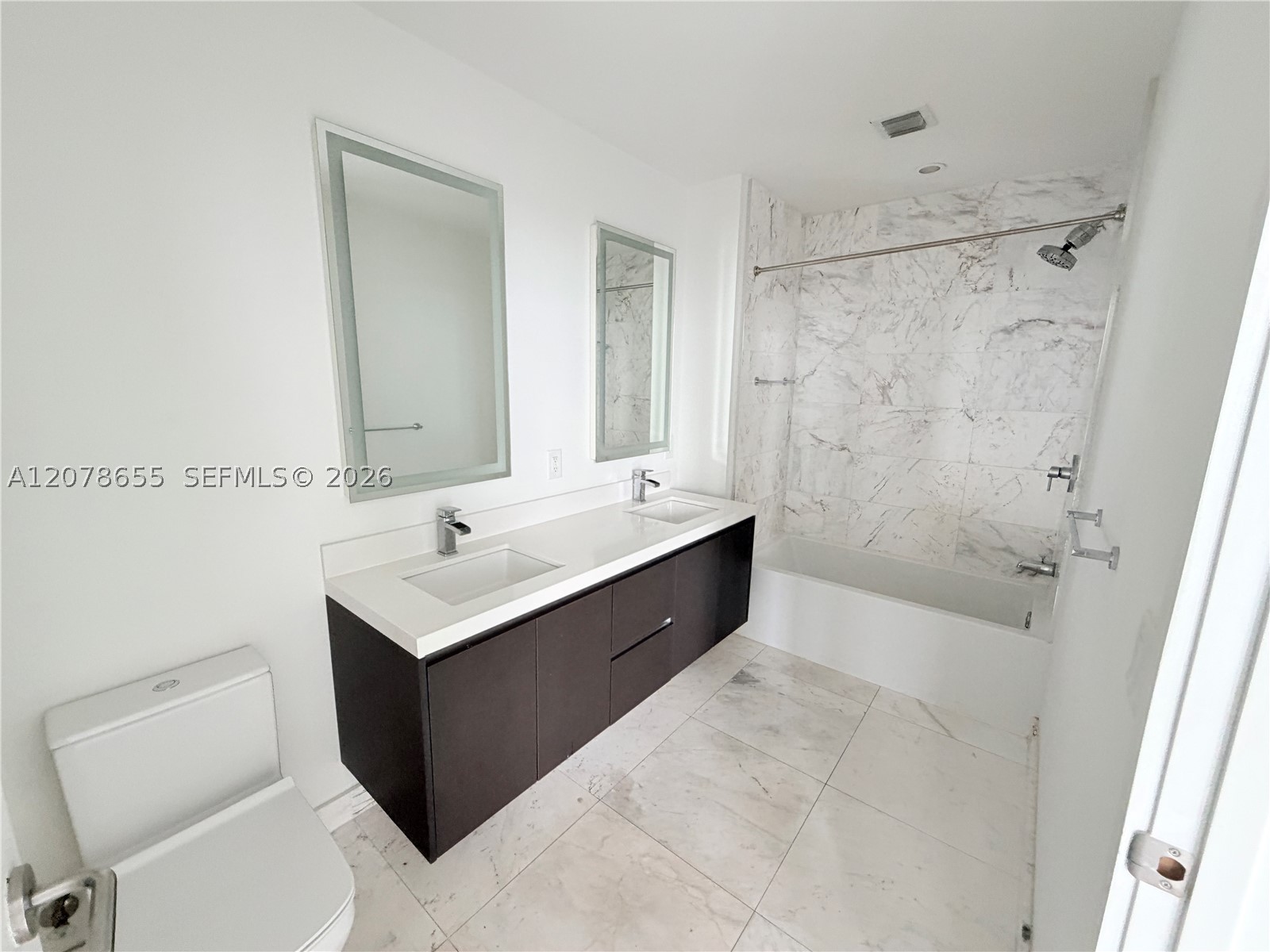 851 NE 1st Ave #3202, Miami FL 33132