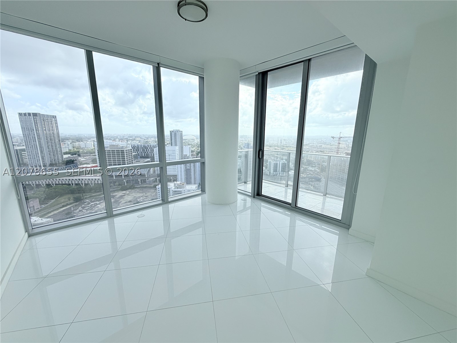 851 NE 1st Ave #3202, Miami FL 33132