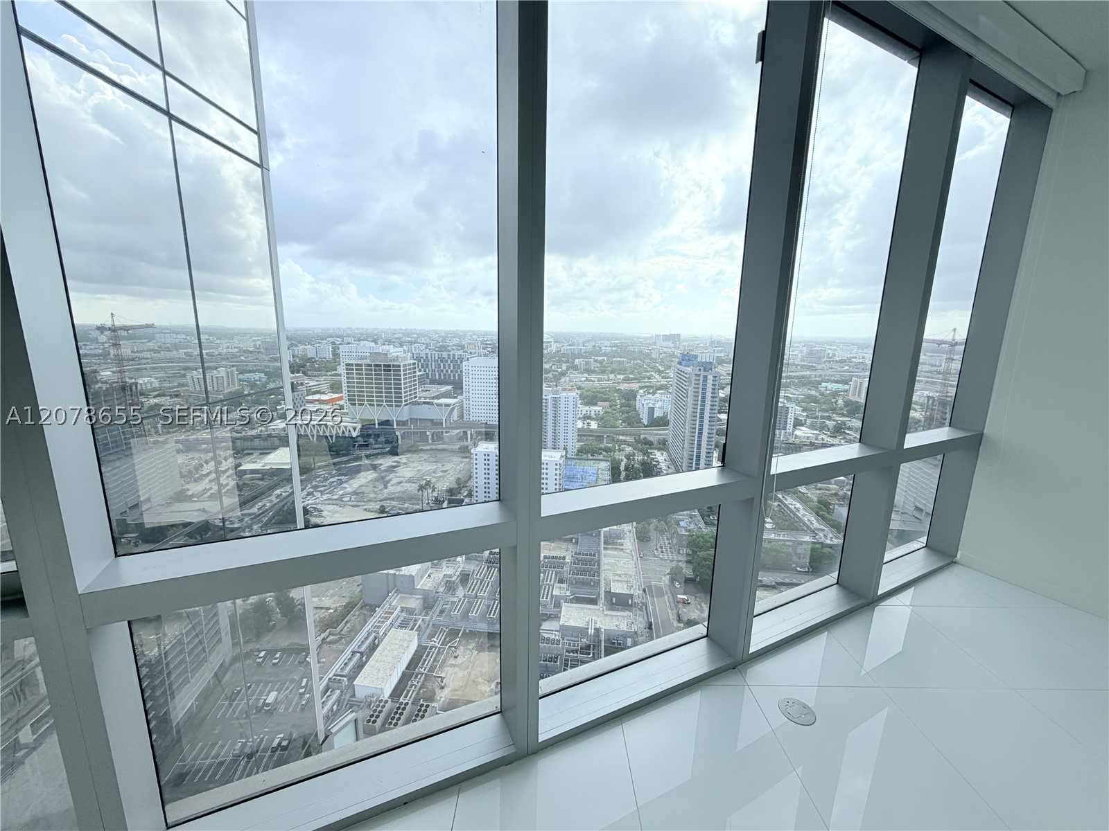 851 NE 1st Ave #3202, Miami FL 33132