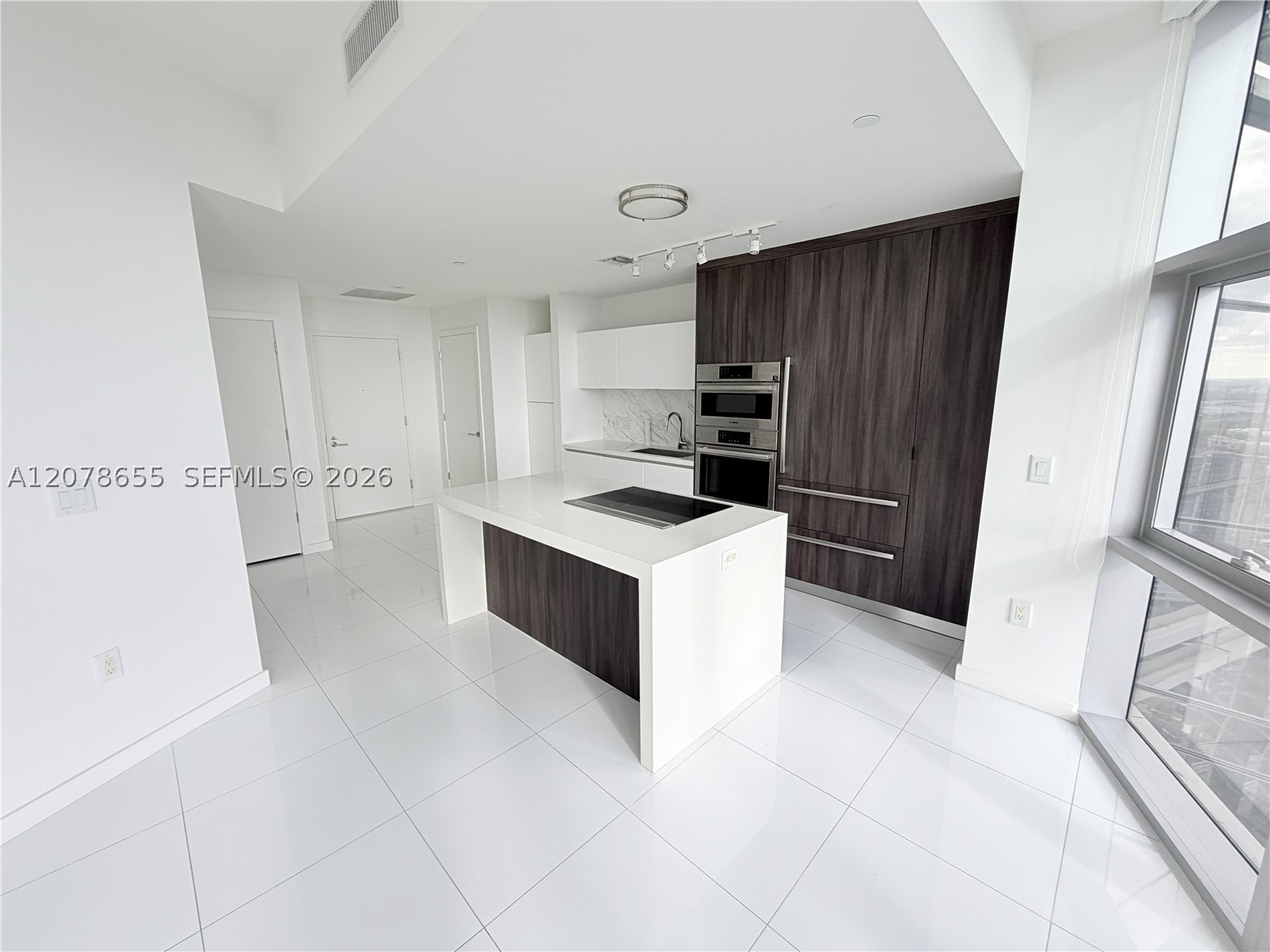 851 NE 1st Ave #3202, Miami FL 33132