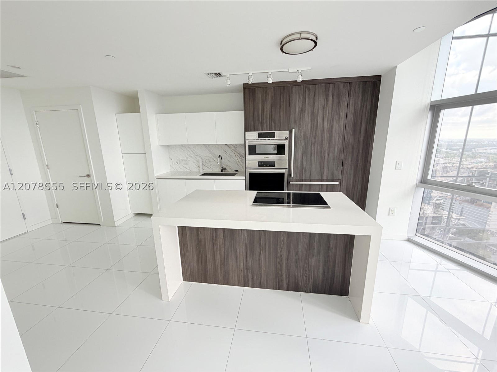 851 NE 1st Ave #3202, Miami FL 33132