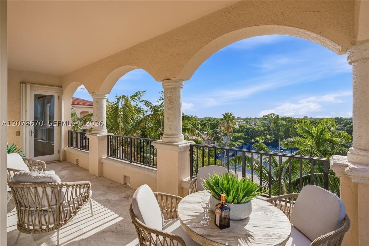 13633 Deering Bay Dr #256, Coral Gables FL 33158