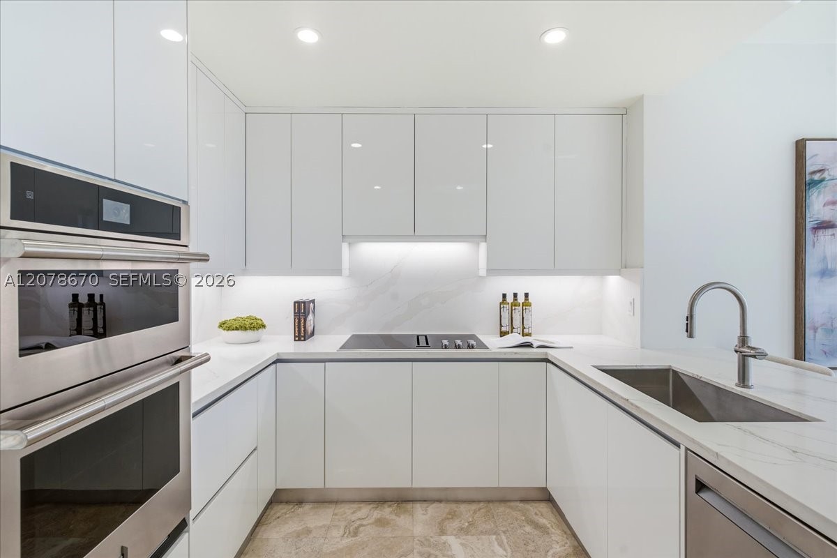 13633 Deering Bay Dr #256, Coral Gables FL 33158