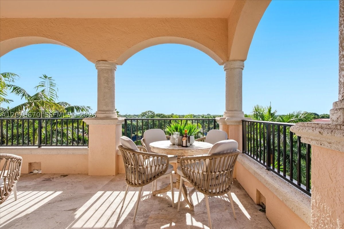 13633 Deering Bay Dr #256, Coral Gables FL 33158
