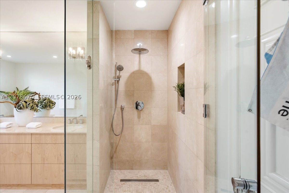 13633 Deering Bay Dr #256, Coral Gables FL 33158