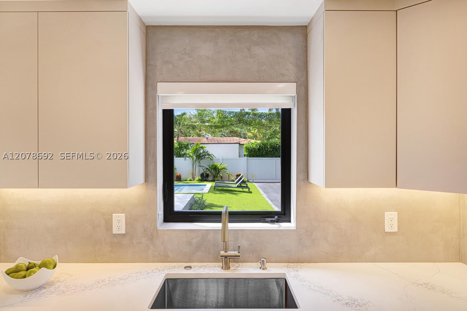 558 NE 94th St, Miami Shores FL 33138