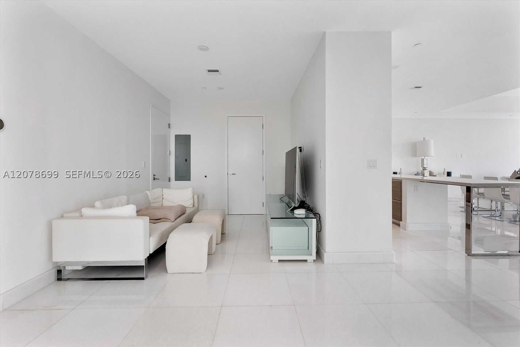 17475 Collins Ave #2203, Sunny Isles Beach FL 33160