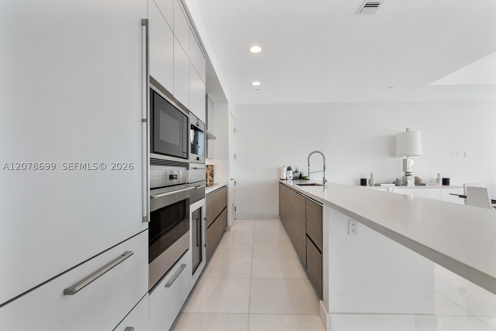 17475 Collins Ave #2203, Sunny Isles Beach FL 33160