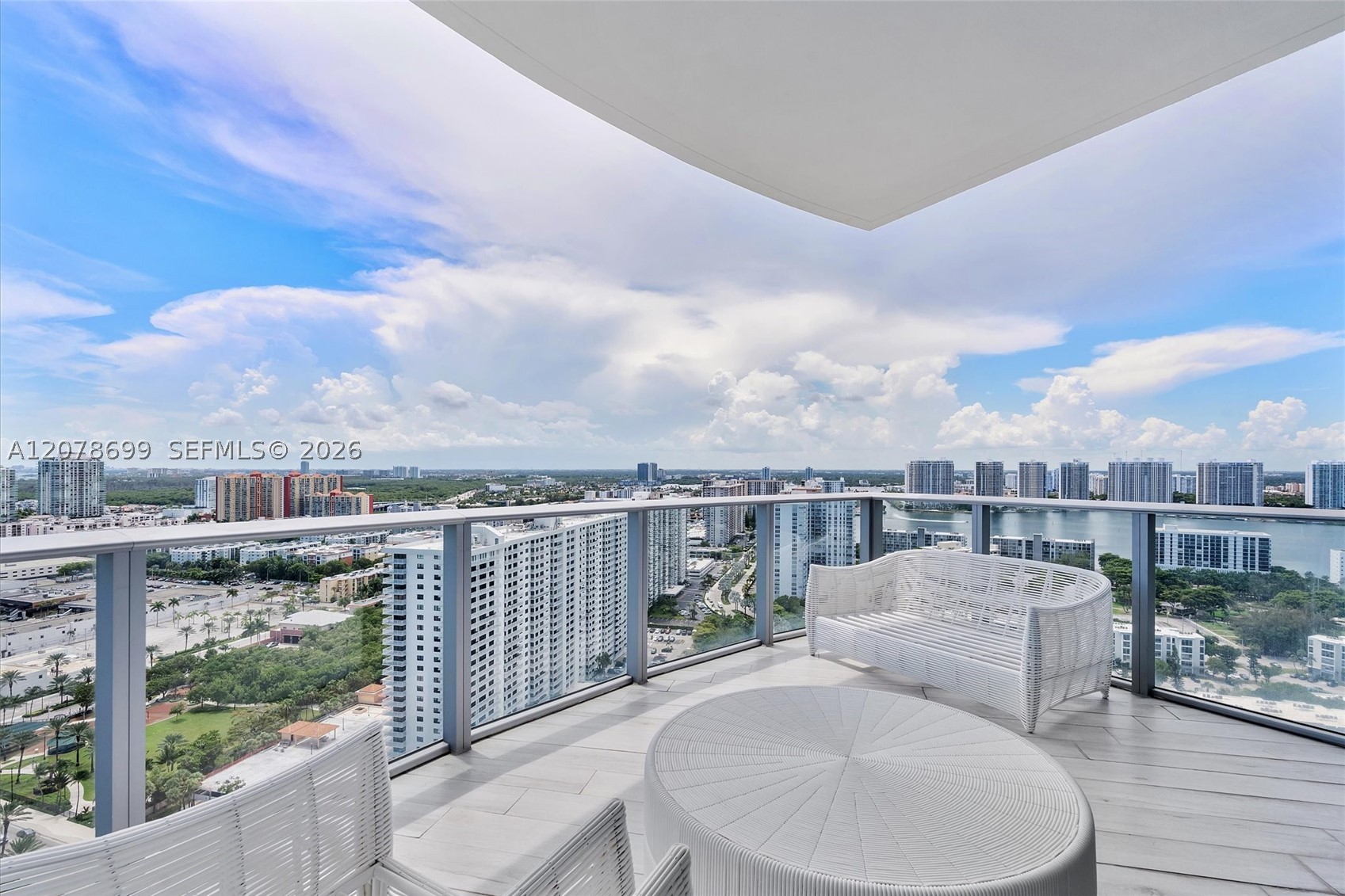 17475 Collins Ave #2203, Sunny Isles Beach FL 33160