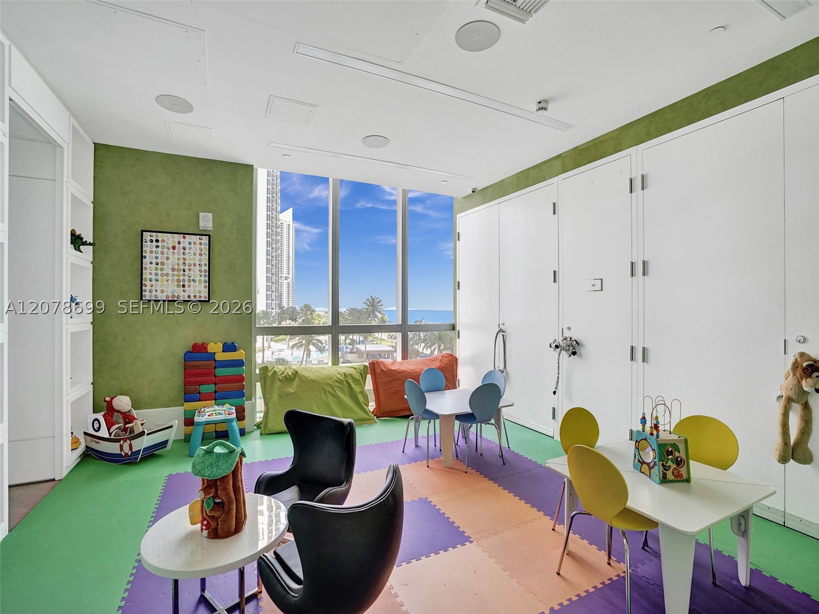 17475 Collins Ave #2203, Sunny Isles Beach FL 33160