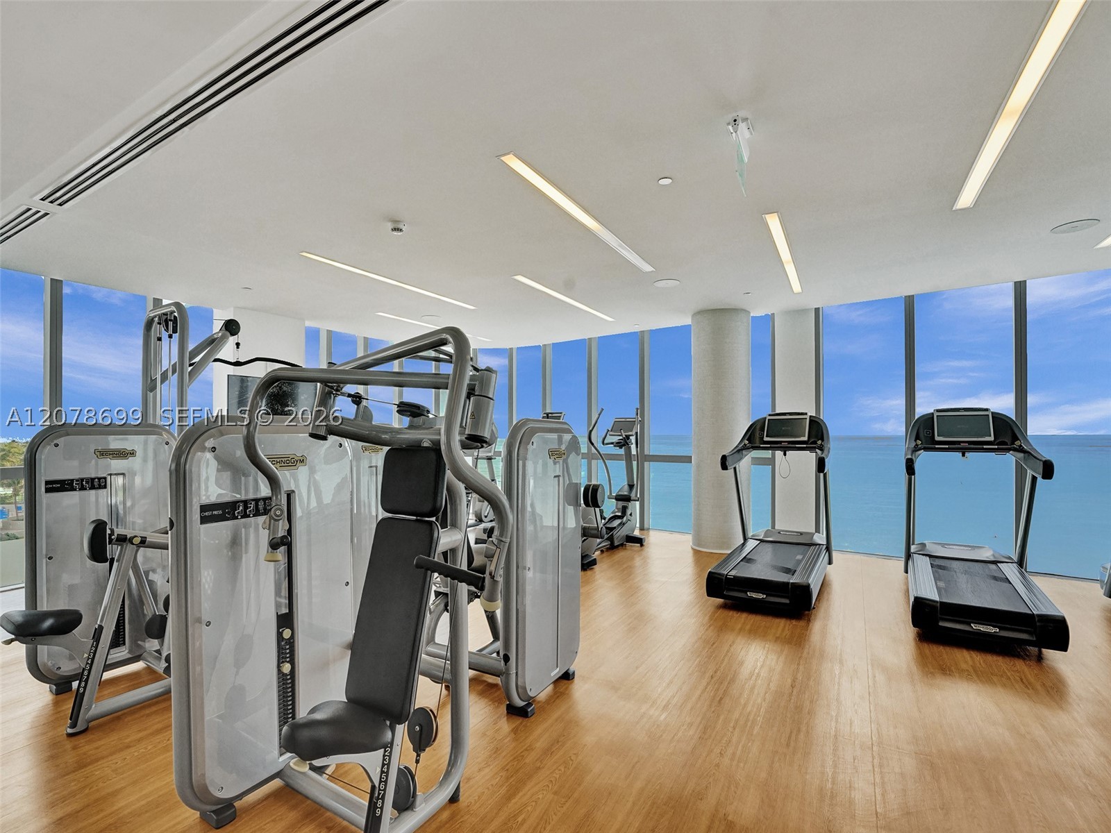 17475 Collins Ave #2203, Sunny Isles Beach FL 33160