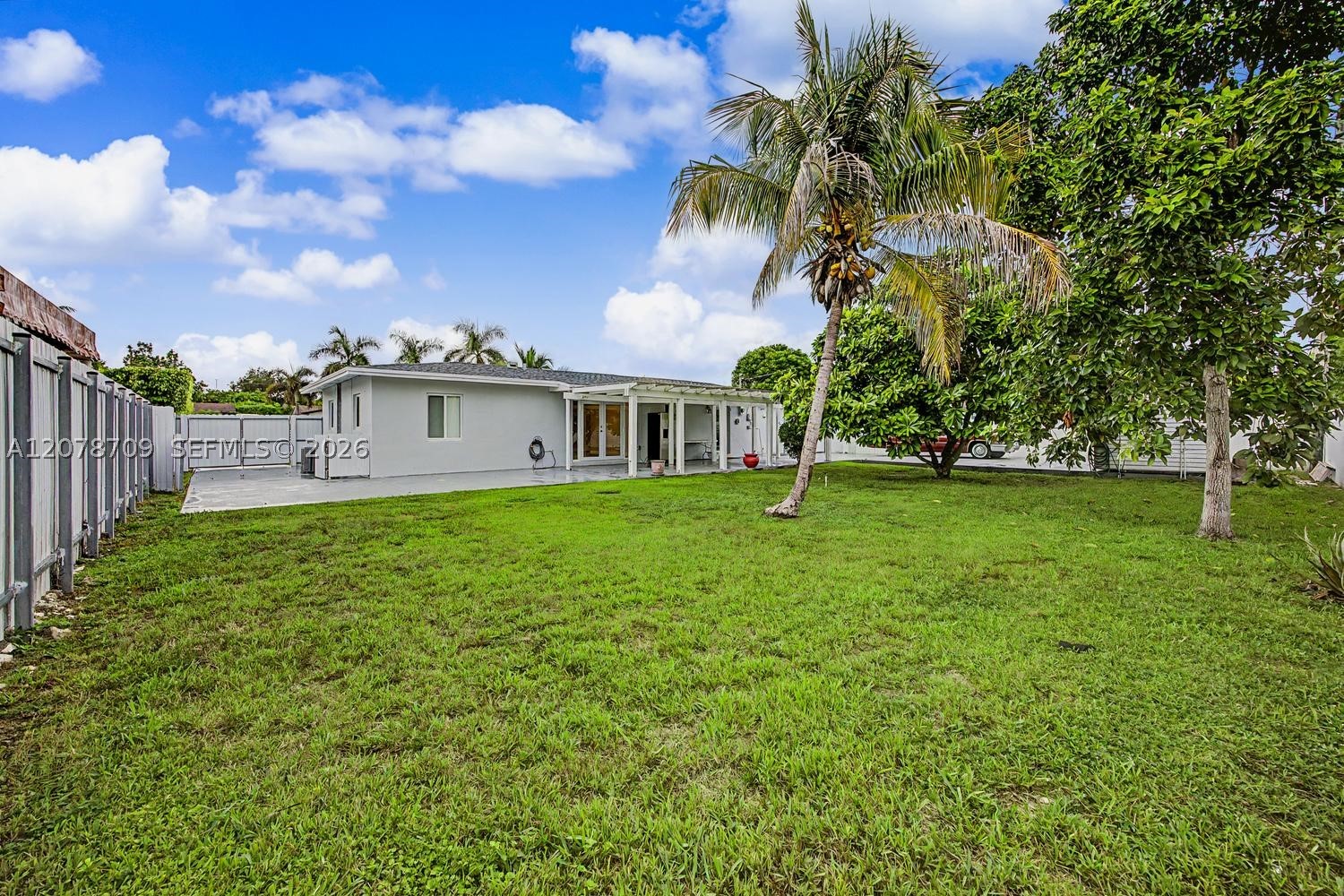9541 SW 165th St #0, Miami FL 33157