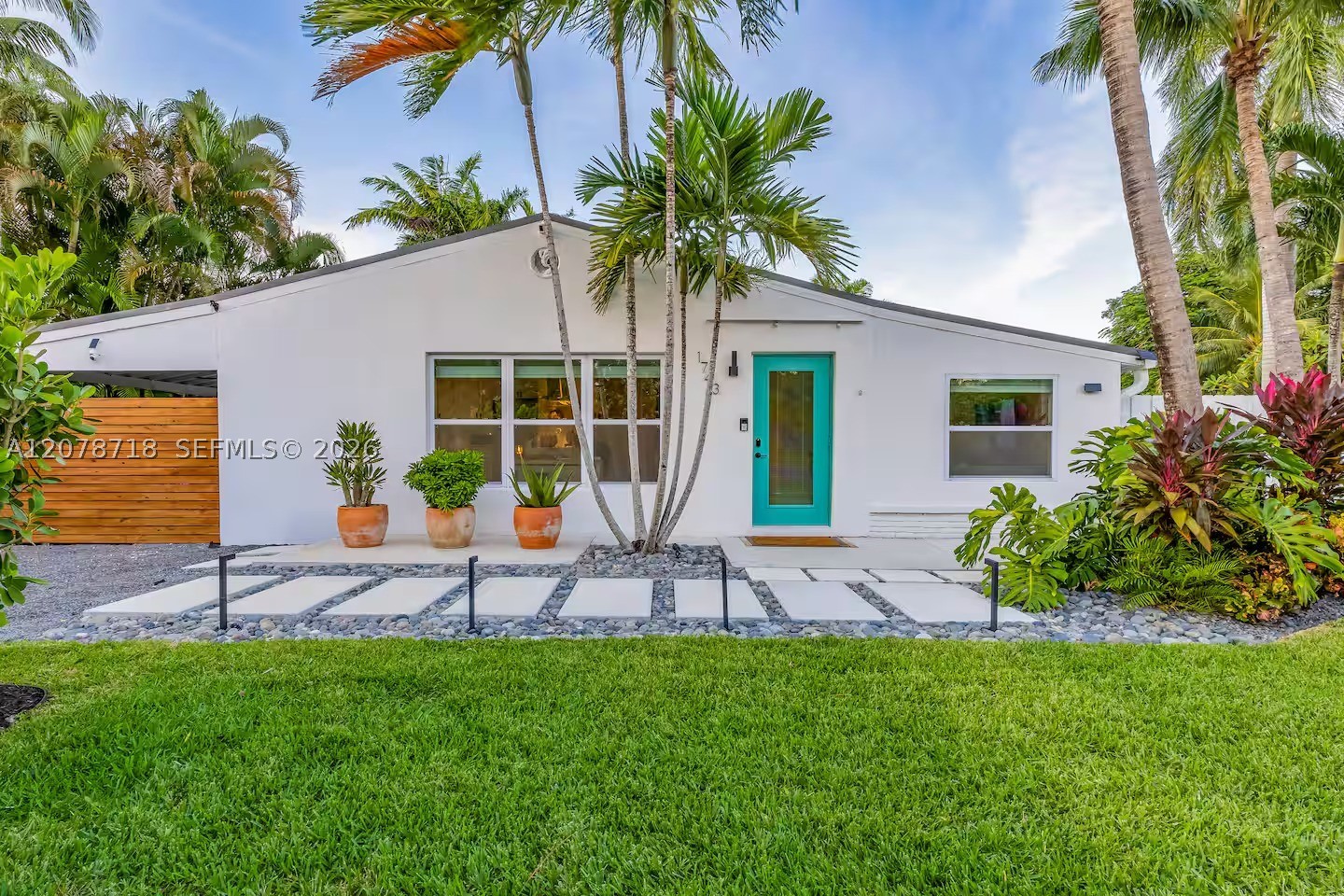 1743 NE 16th St, Fort Lauderdale FL 33304