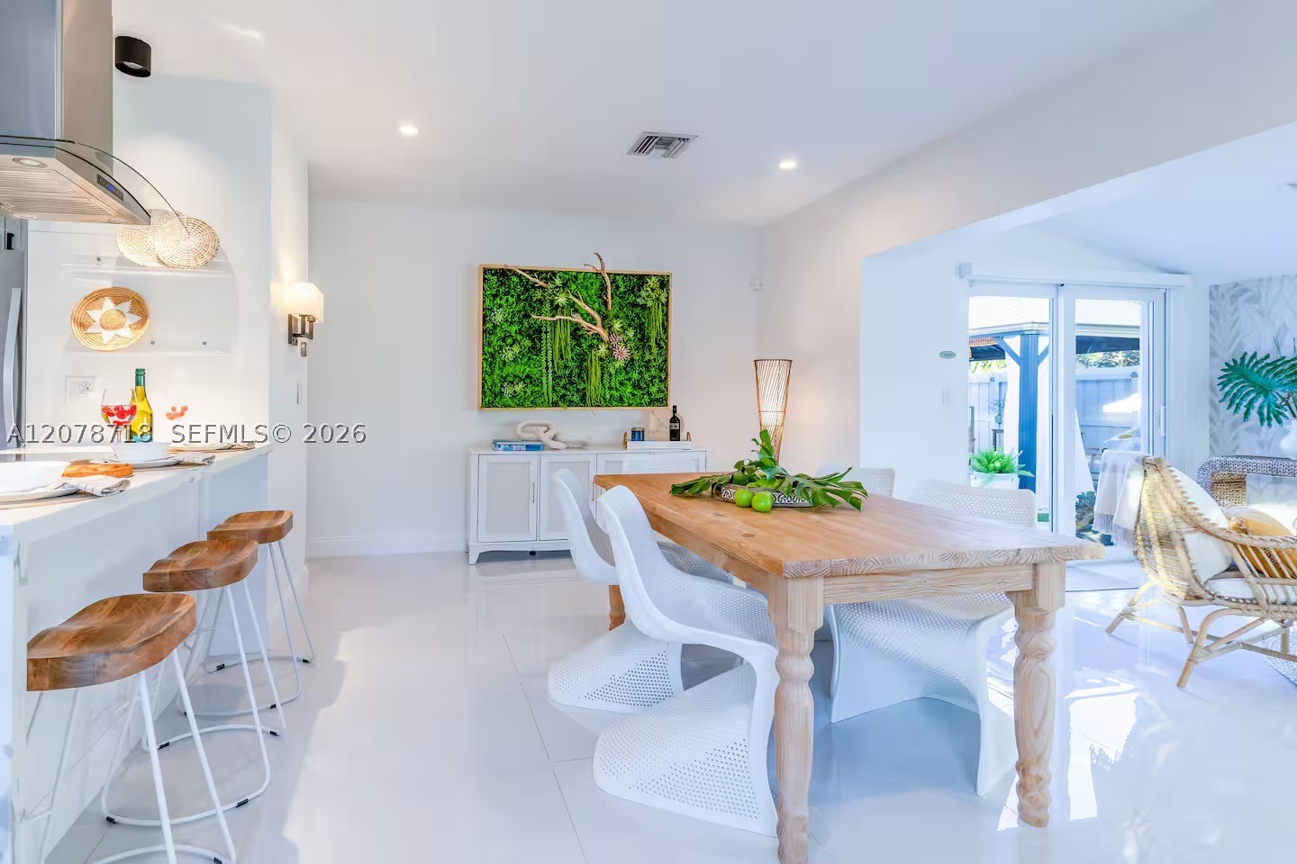 1743 NE 16th St, Fort Lauderdale FL 33304