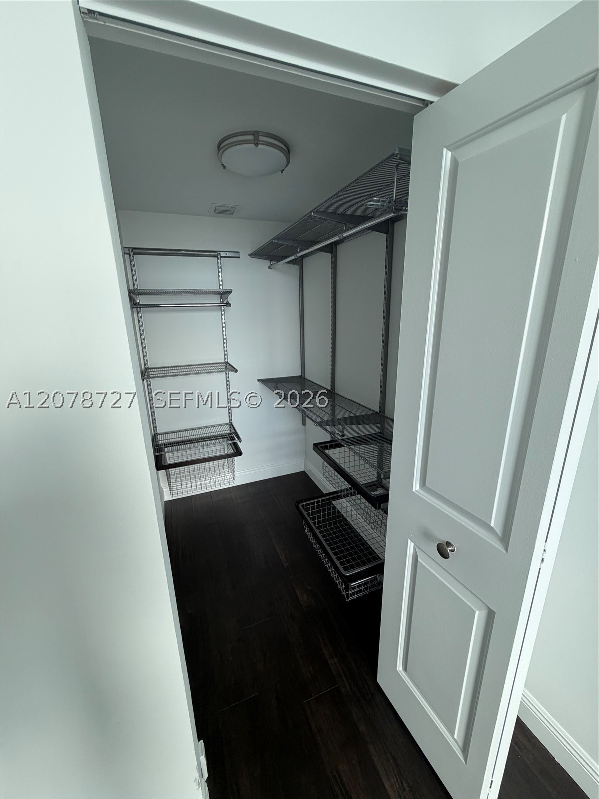 951 Brickell Ave #3804, Miami FL 33131