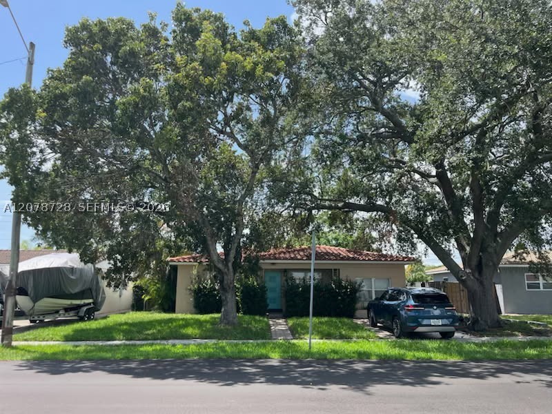 218 SE 3rd Ter #n/a, Dania Beach FL 33004