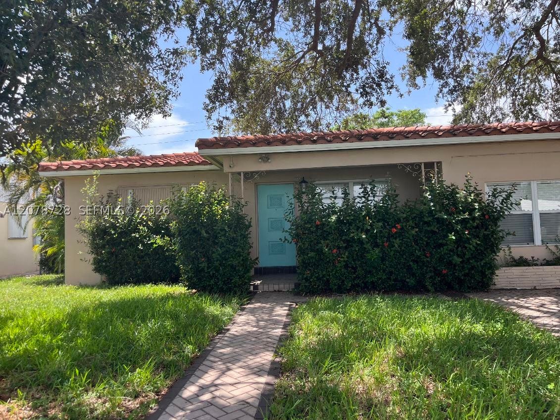 218 SE 3rd Ter #n/a, Dania Beach FL 33004