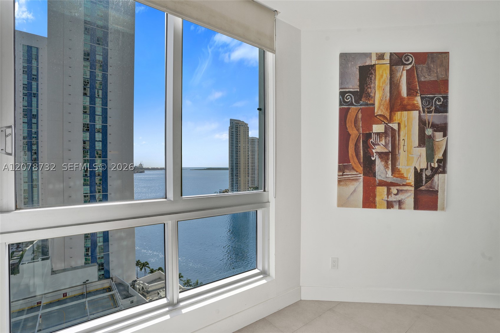 300 S Biscayne Blvd #T-1816, Miami FL 33131