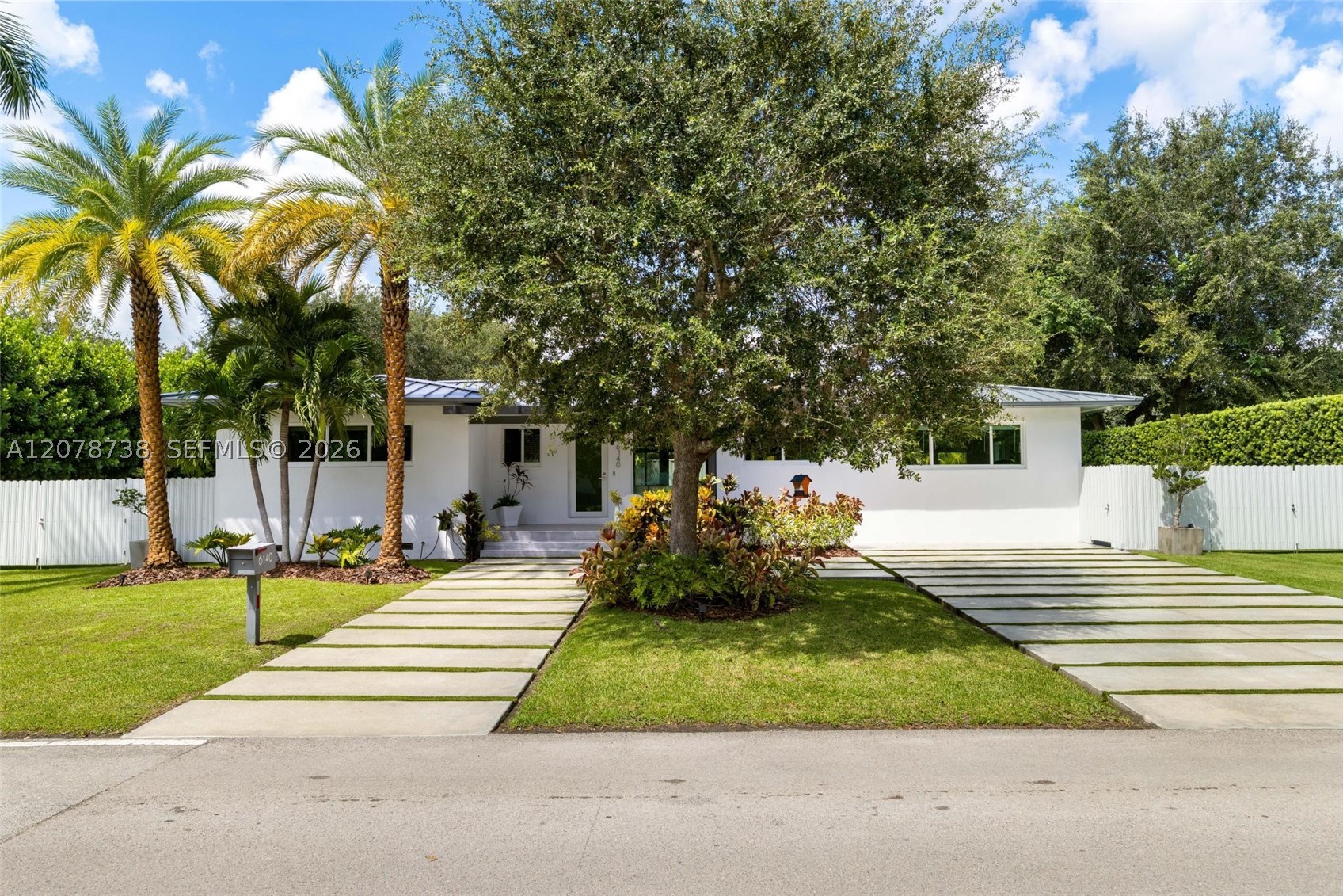 6140 SW 65th Ave, South Miami FL 33143