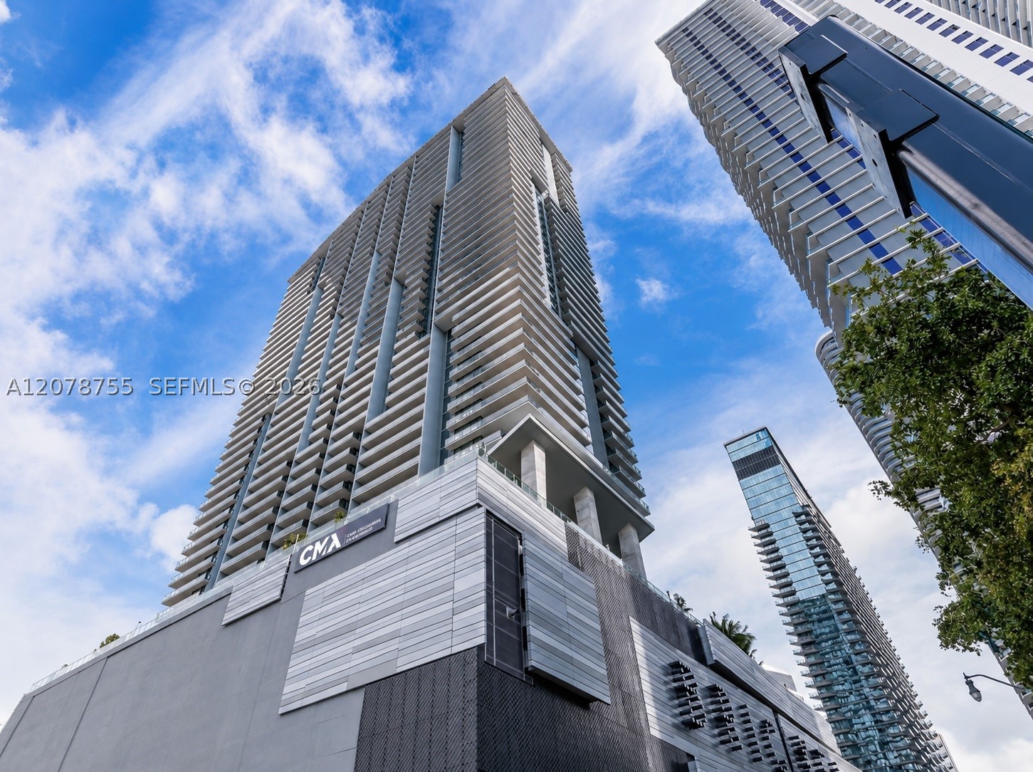88 SW 7th St #1511, Miami FL 33130