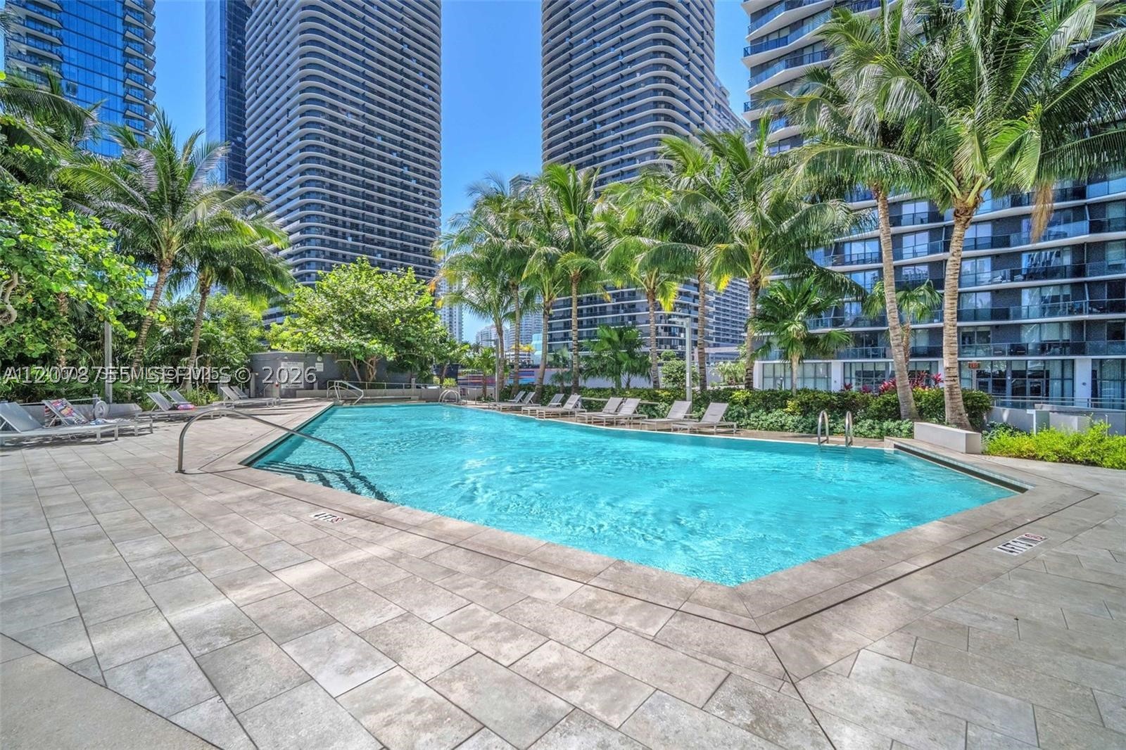 88 SW 7th St #1511, Miami FL 33130