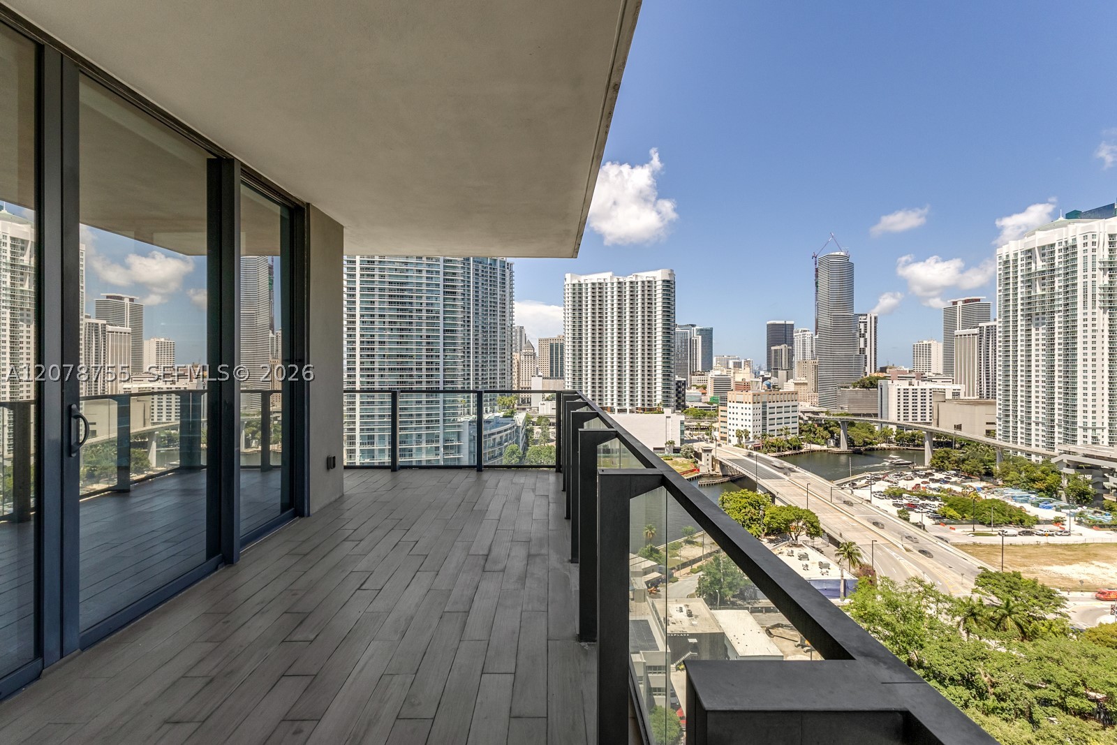 88 SW 7th St #1511, Miami FL 33130