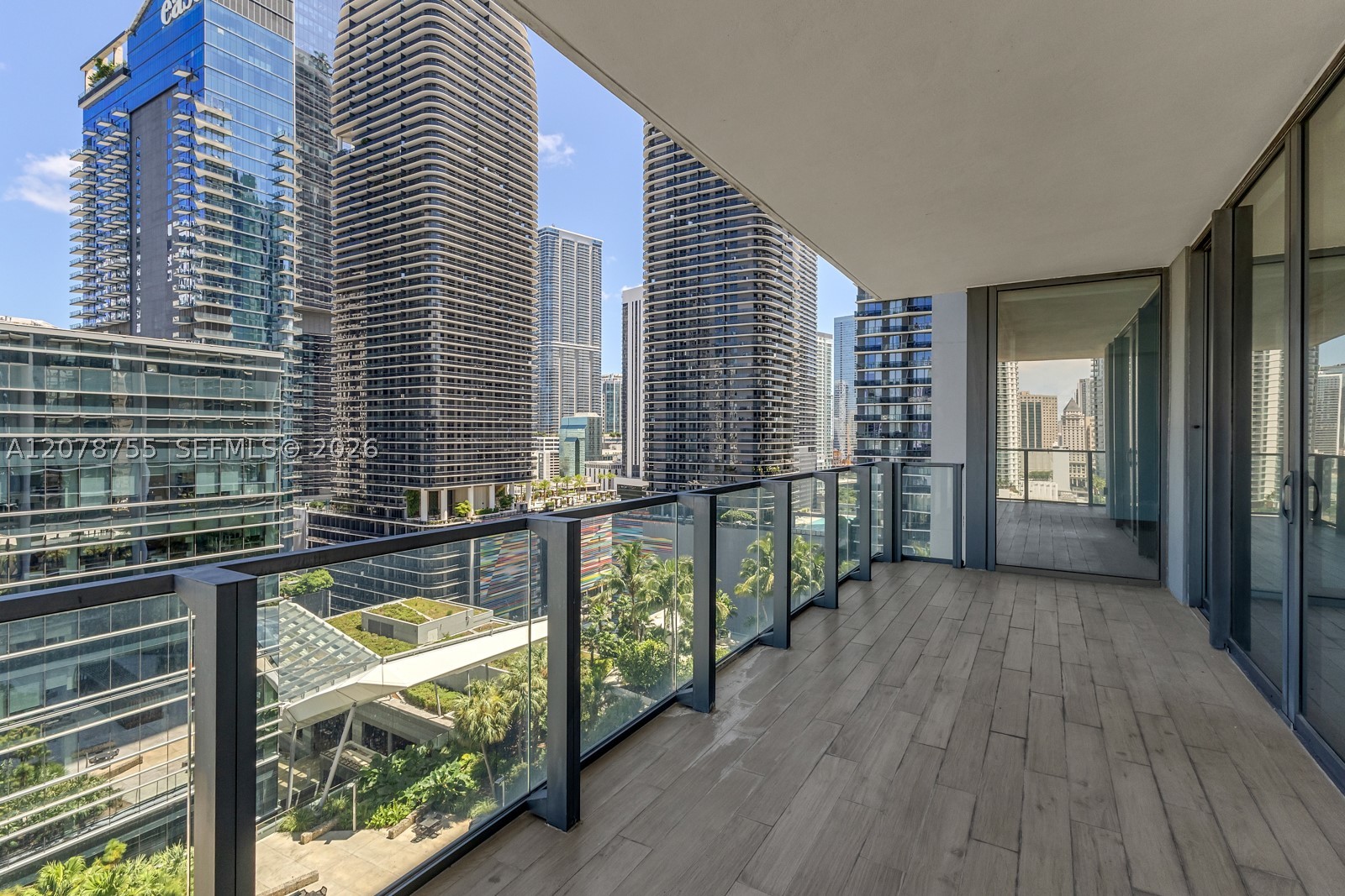 88 SW 7th St #1511, Miami FL 33130