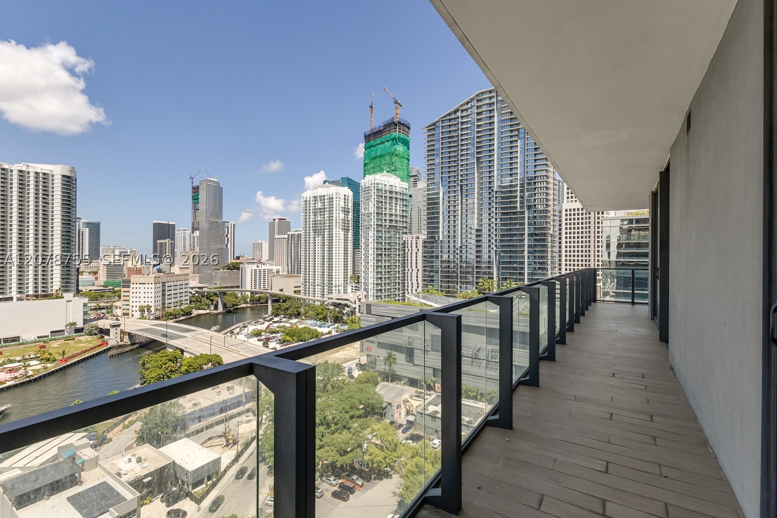 88 SW 7th St #1511, Miami FL 33130